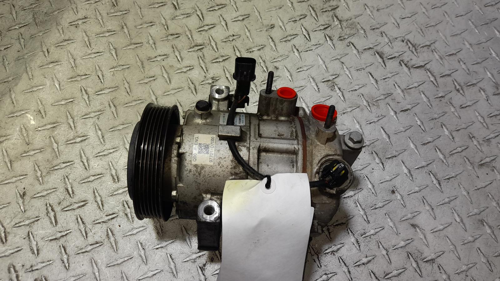 View Auto part A/C Compressor Hyundai Tucson 2017