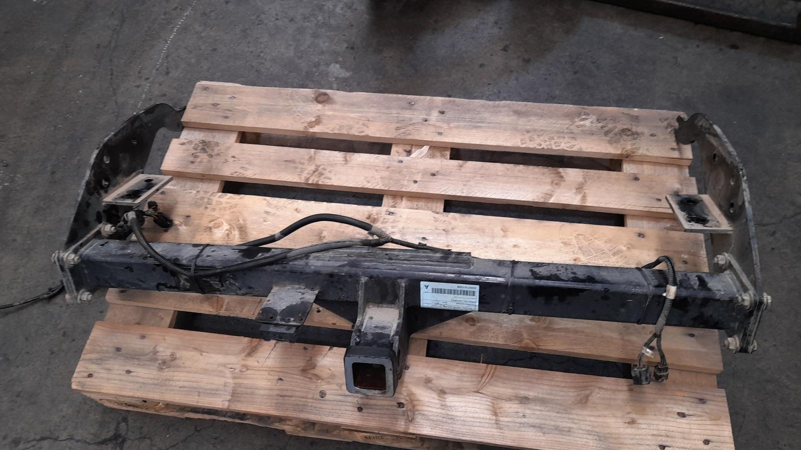 View Auto part Towbar Mazda Bt50 2015