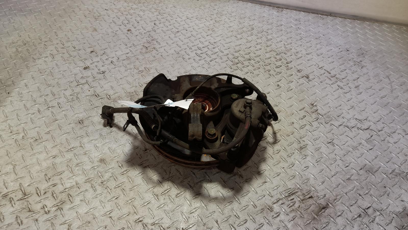 View Auto part Left Front Hub Assembly Hyundai I30 2011