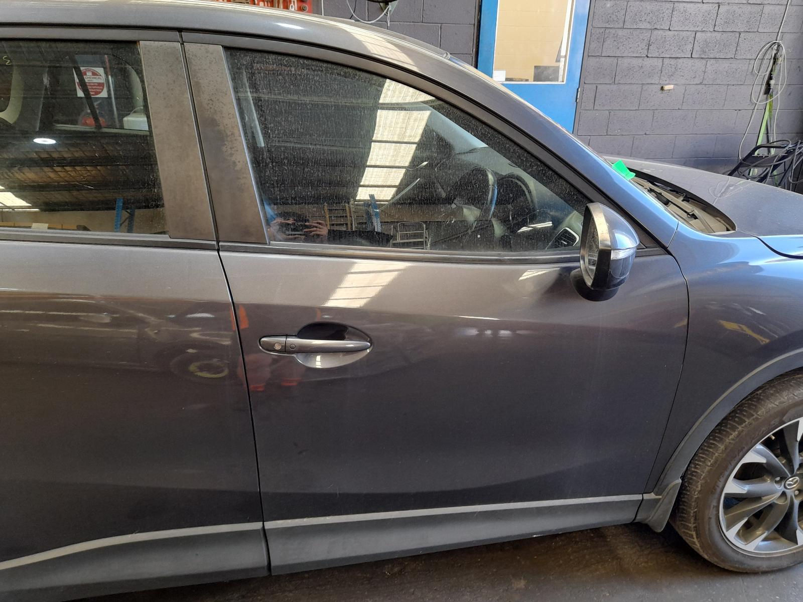 View Auto part Right Front Door Mazda Cx5 2015