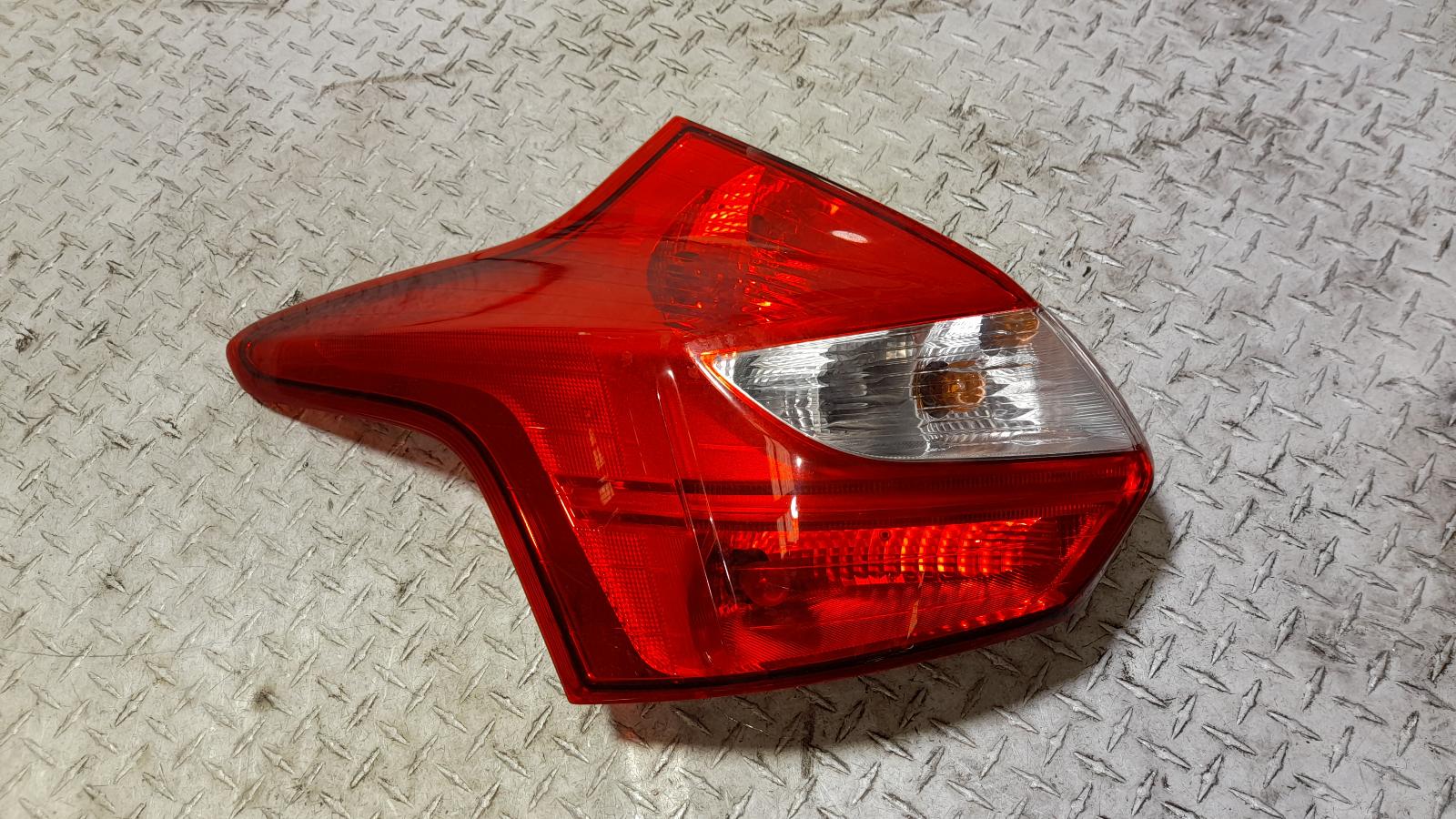 View Auto part Left Taillight Ford Focus 2012