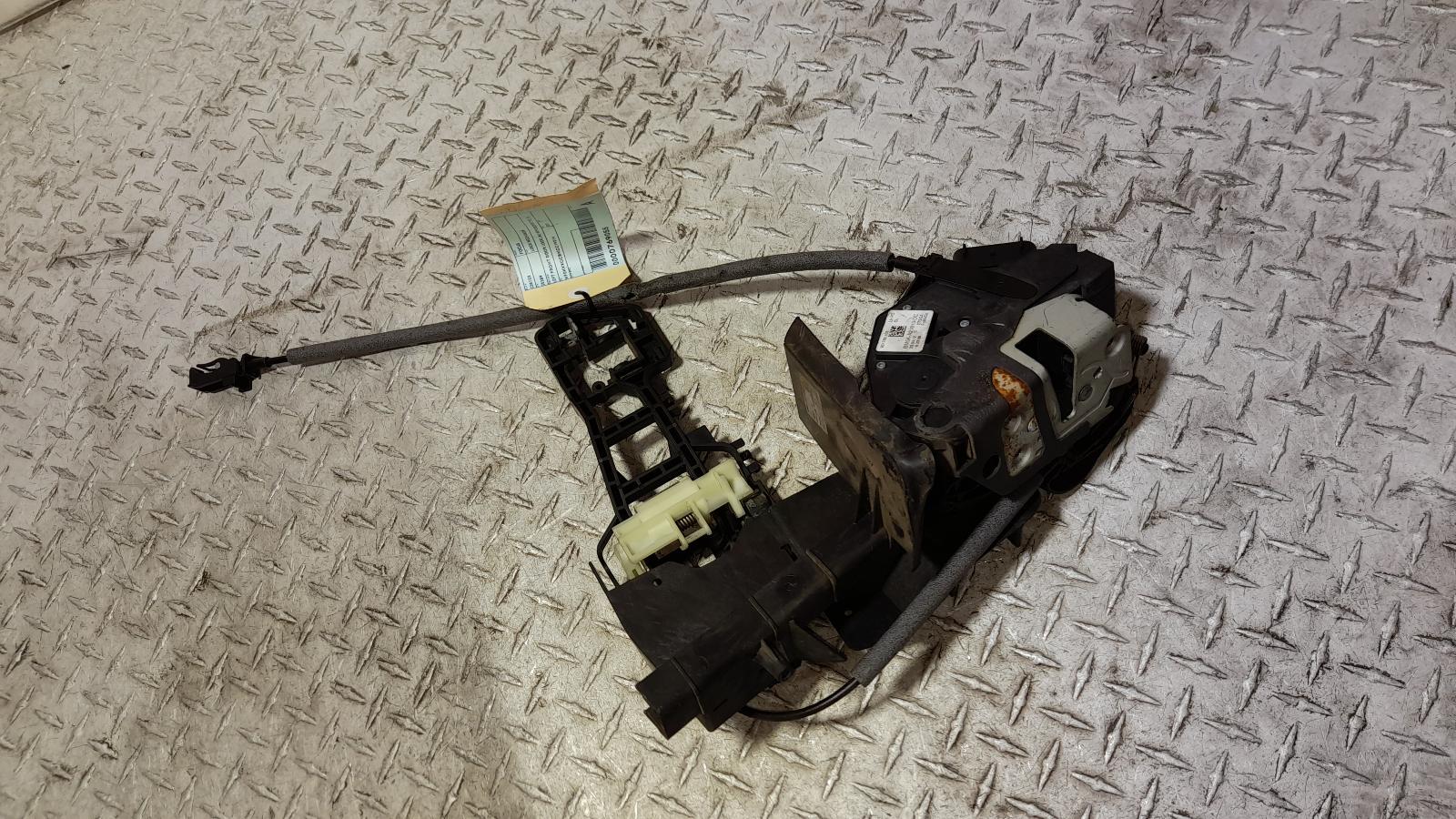 View Auto part Door/Boot/Gate Lock Ford Focus 2012