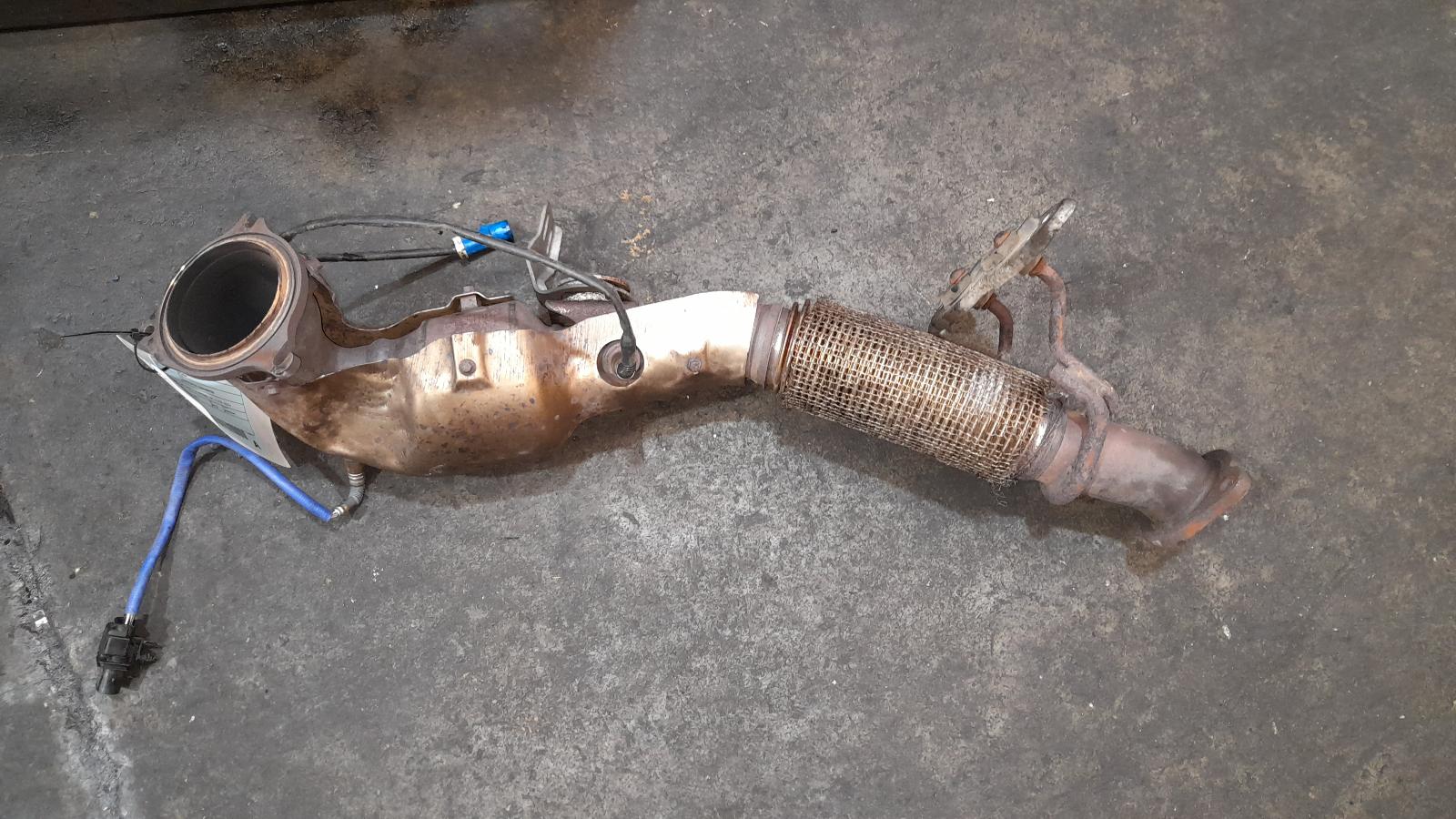 View Auto part Catalytic Converter Ford Kuga 2013