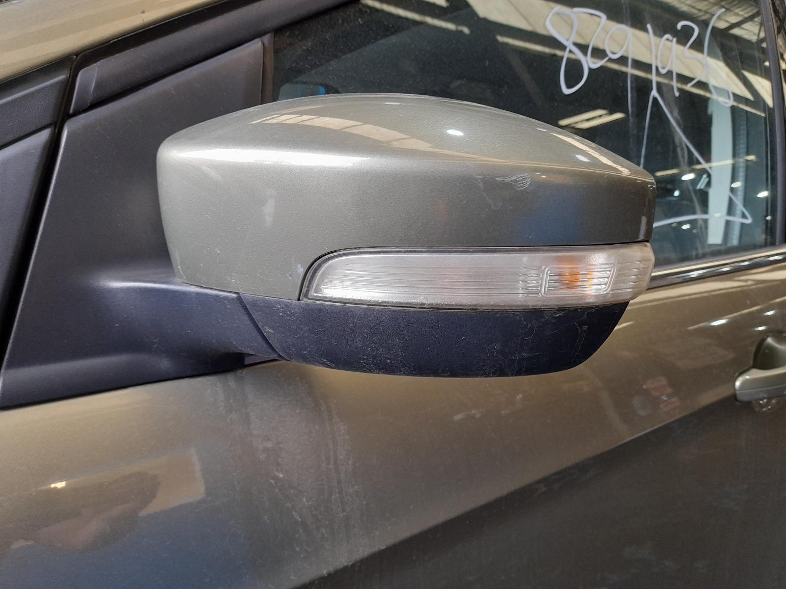 View Auto part Left Door Mirror Ford Kuga 2013