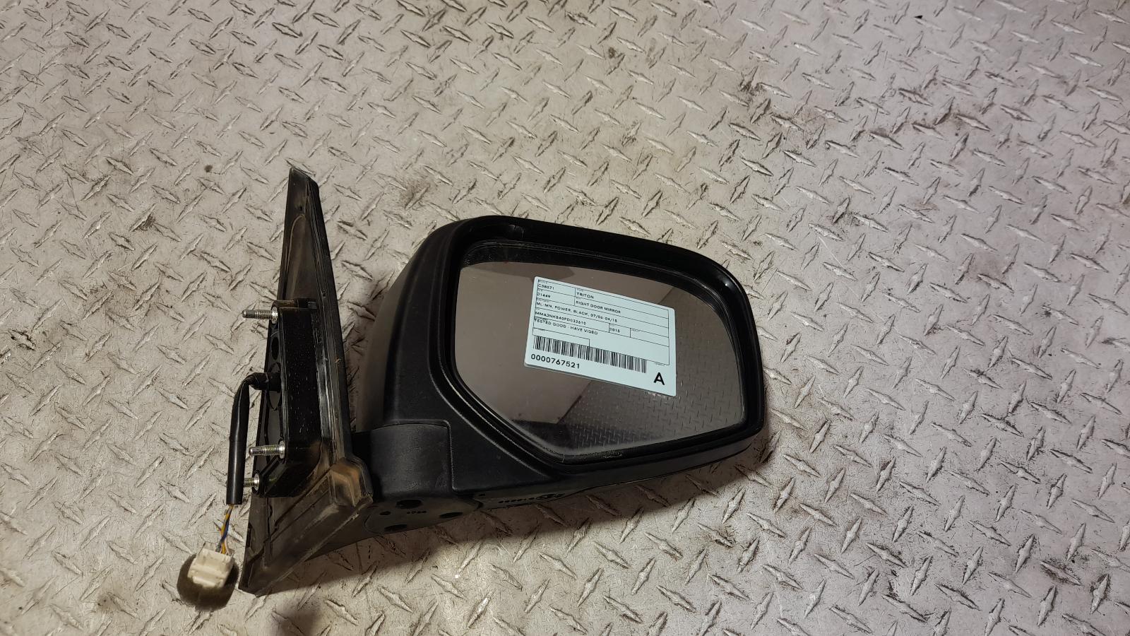 View Auto part Right Door Mirror Mitsubishi Triton 2015