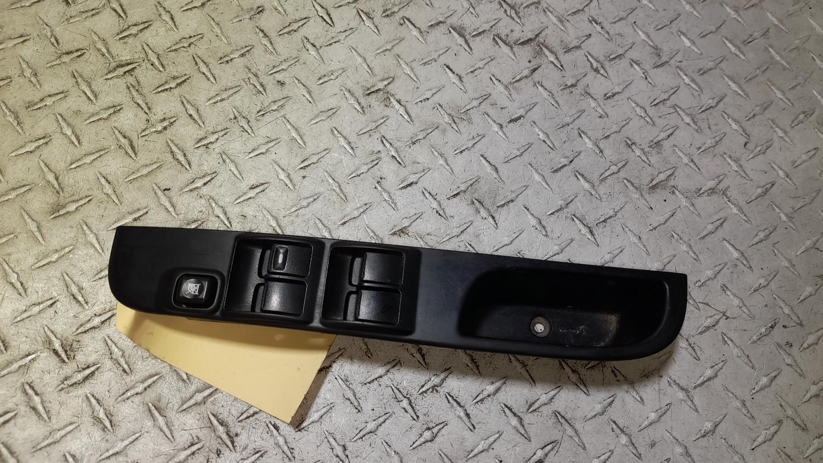 View Auto part Pwr Dr Wind Switch Mitsubishi Triton 2015