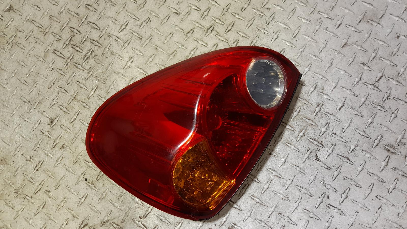 View Auto part Right Taillight Mitsubishi Triton 2015