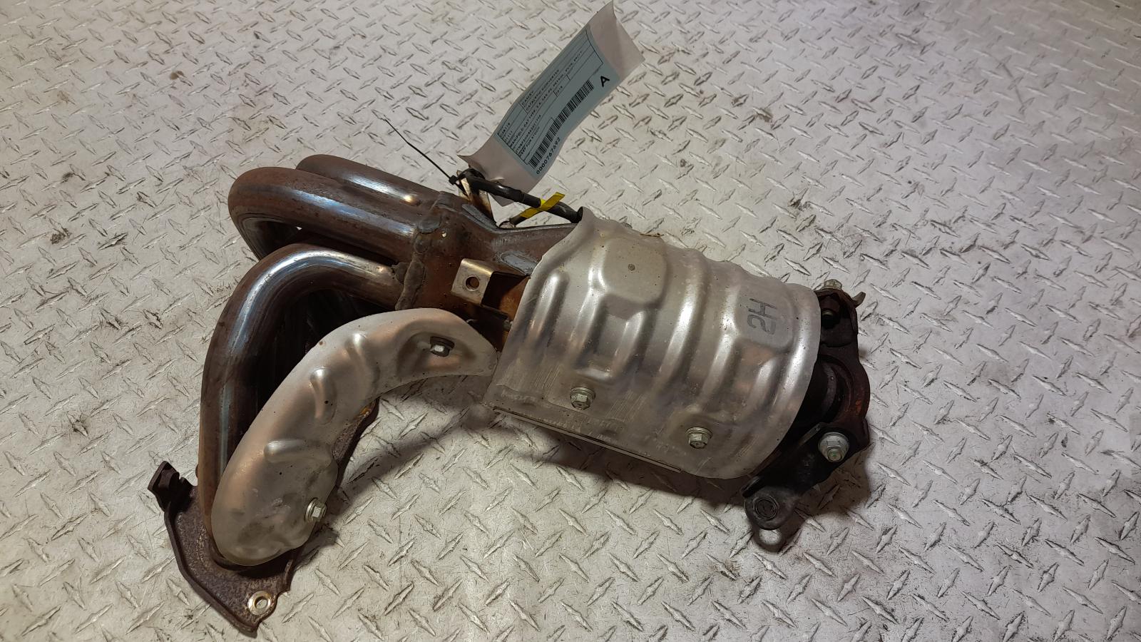 View Auto part Catalytic Converter Toyota Camry 2018
