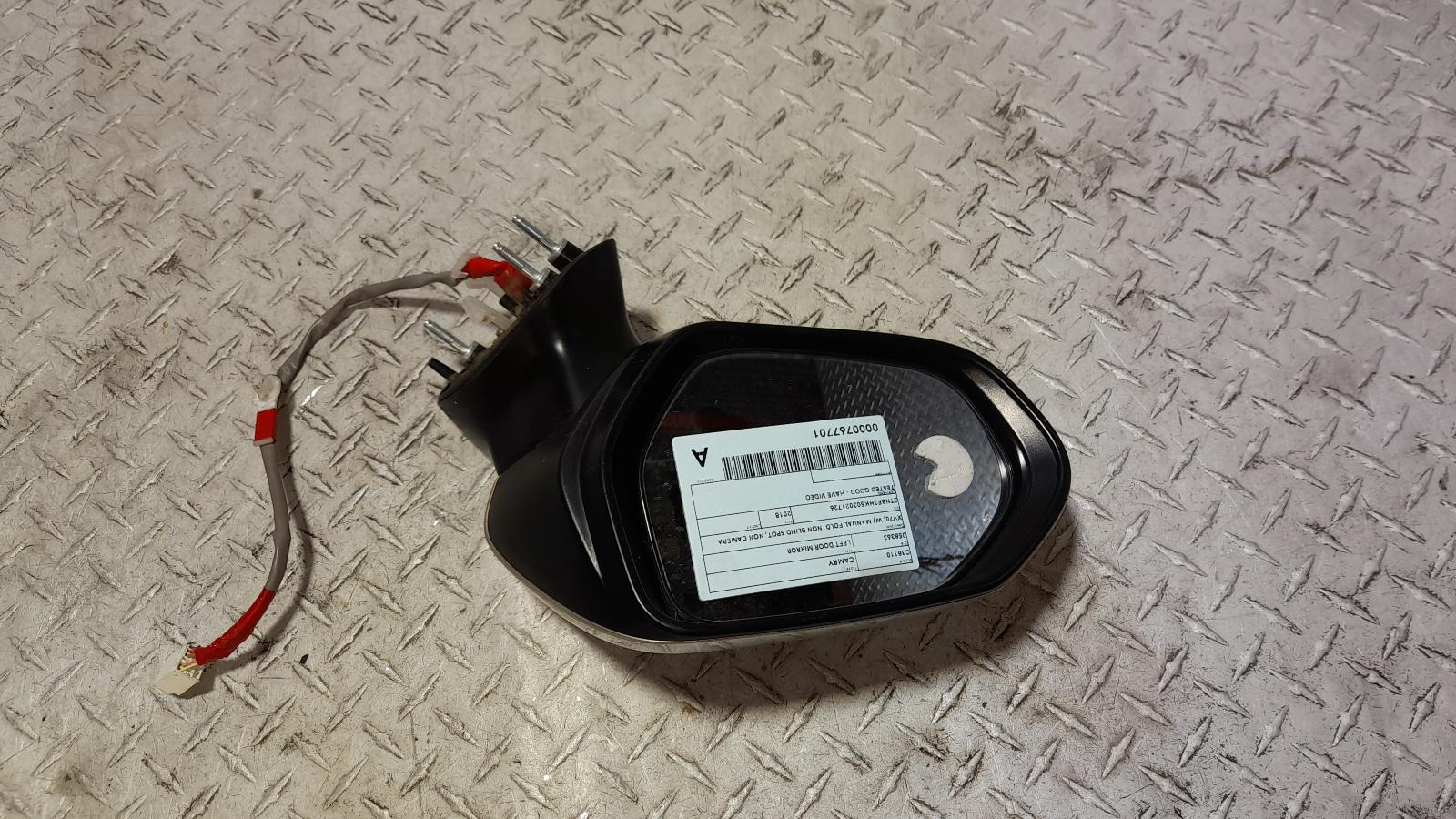 View Auto part Left Door Mirror Toyota Camry 2018