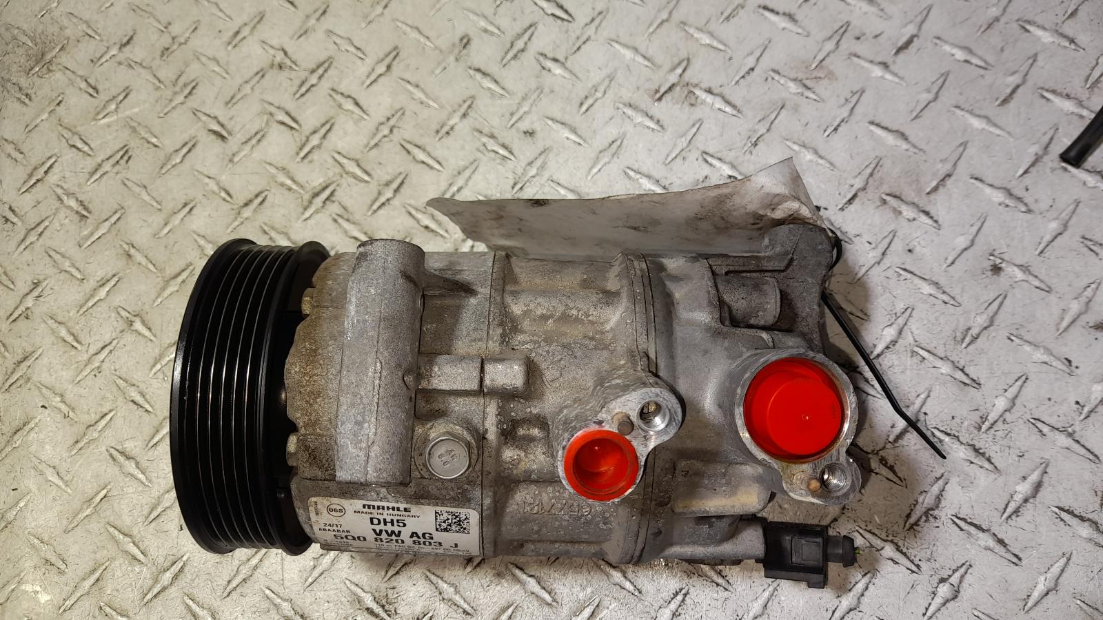 View Auto part A/C Compressor Volkswagen Tiguan 2017