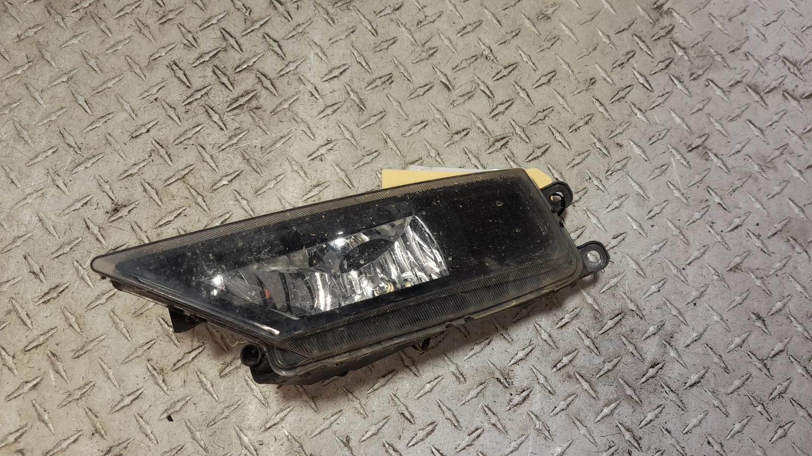 View Auto part Left Indicator/Fog/Side Volkswagen Tiguan 2017