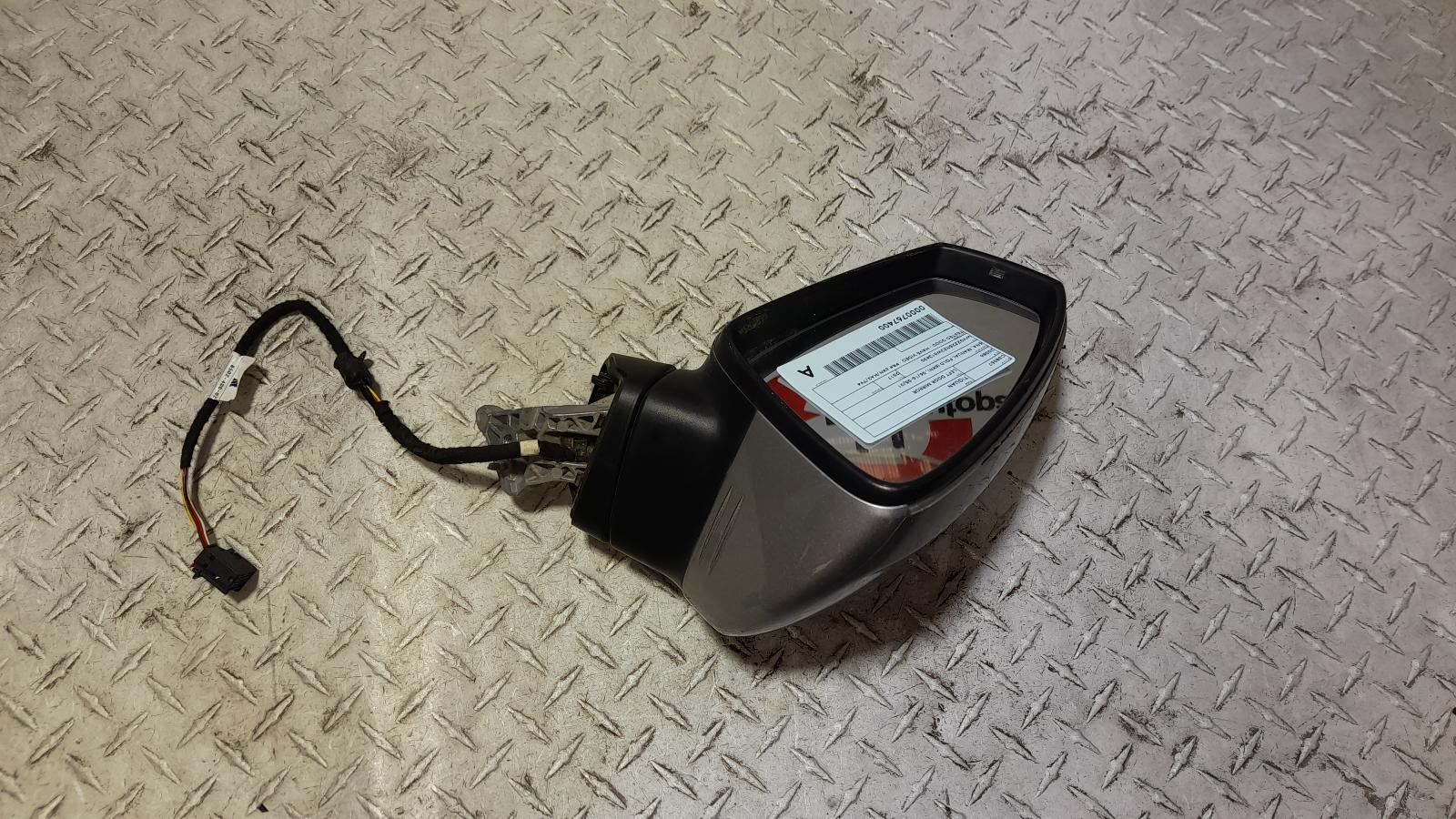 View Auto part Left Door Mirror Volkswagen Tiguan 2017