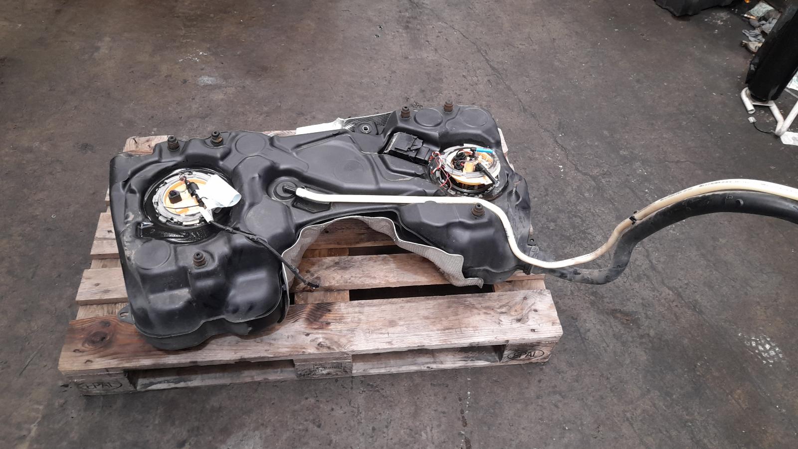 View Auto part Fuel Tank Volkswagen Tiguan 2017
