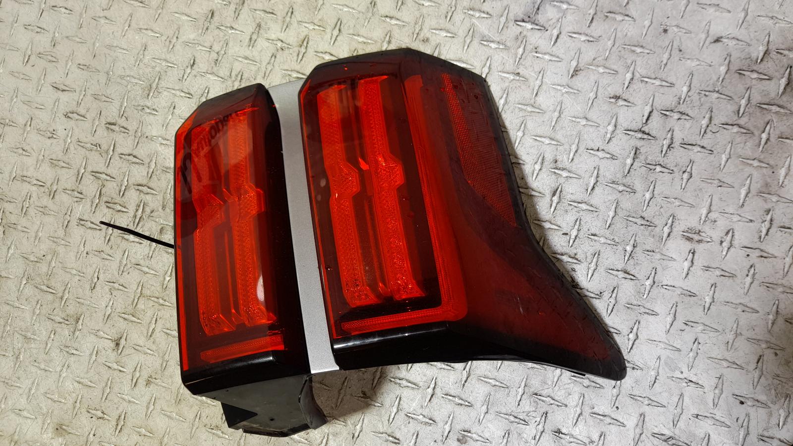 View Auto part Left Taillight Kia Sorento 2022