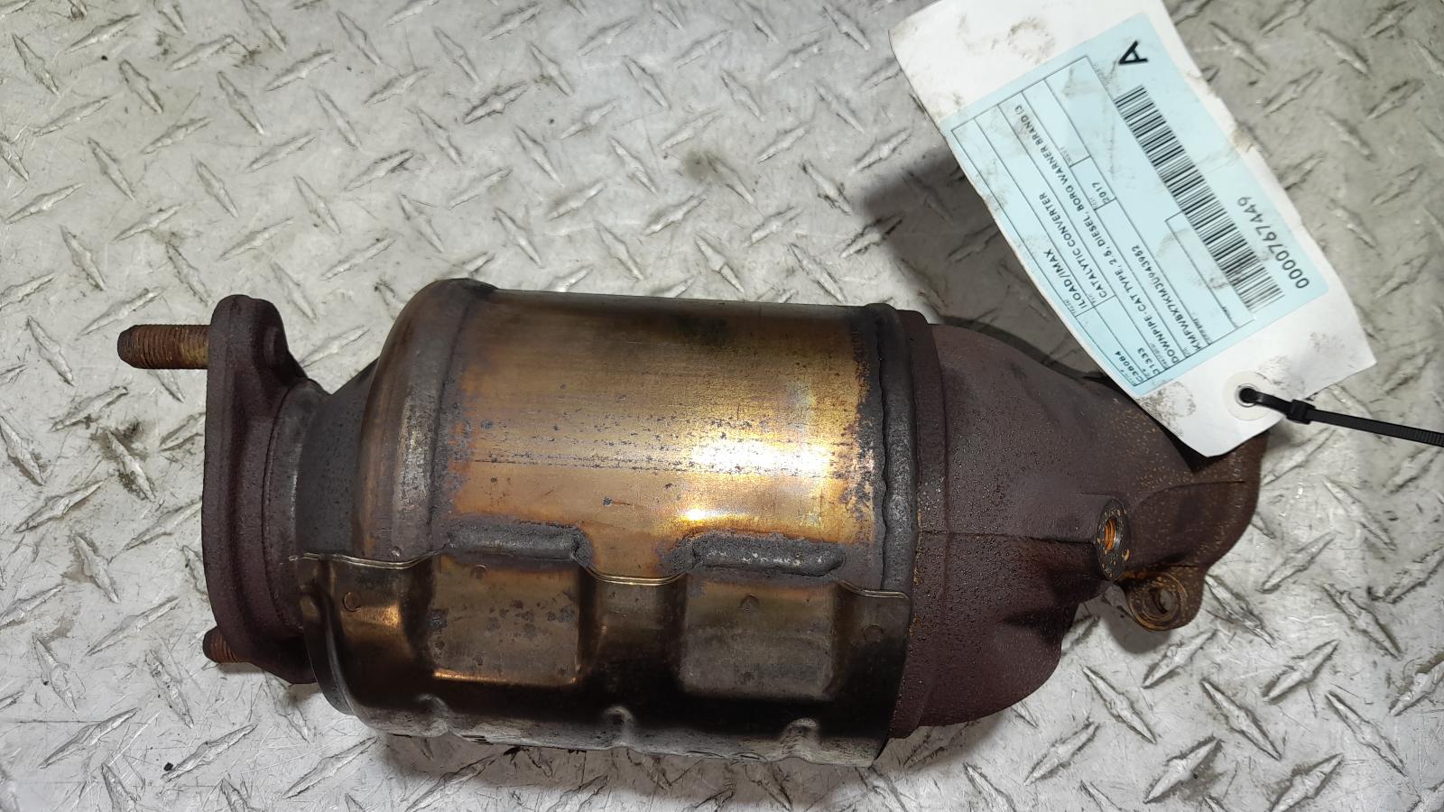 View Auto part Catalytic Converter Hyundai Iload/imax 2017