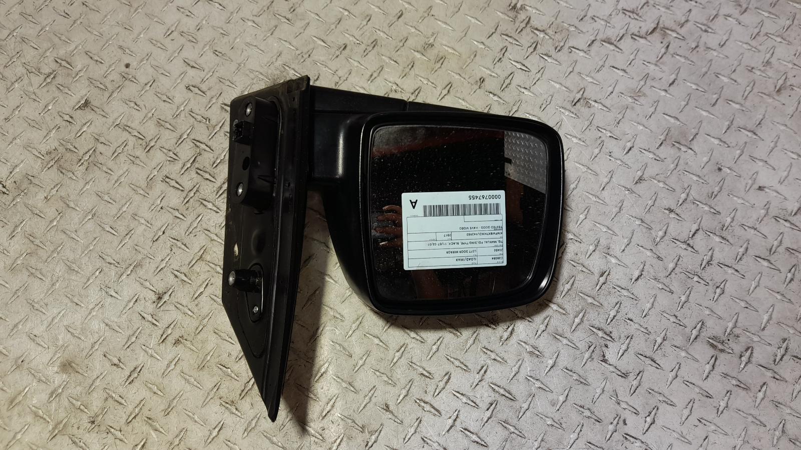 View Auto part Left Door Mirror Hyundai Iload/imax 2017