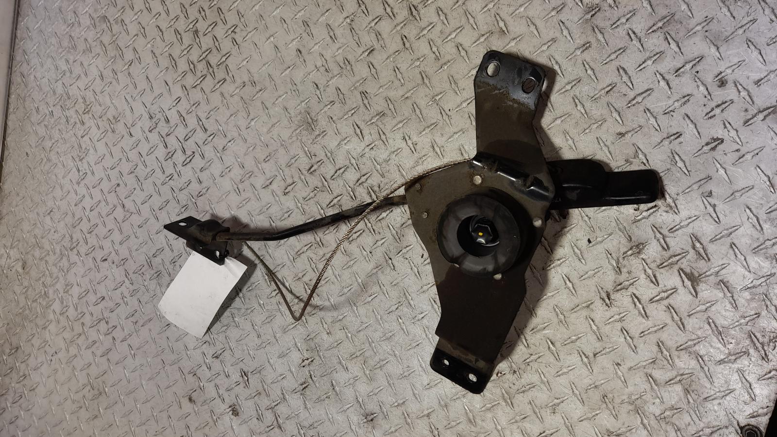 View Auto part Spare Wheel Carrier Hyundai Iload/imax 2017