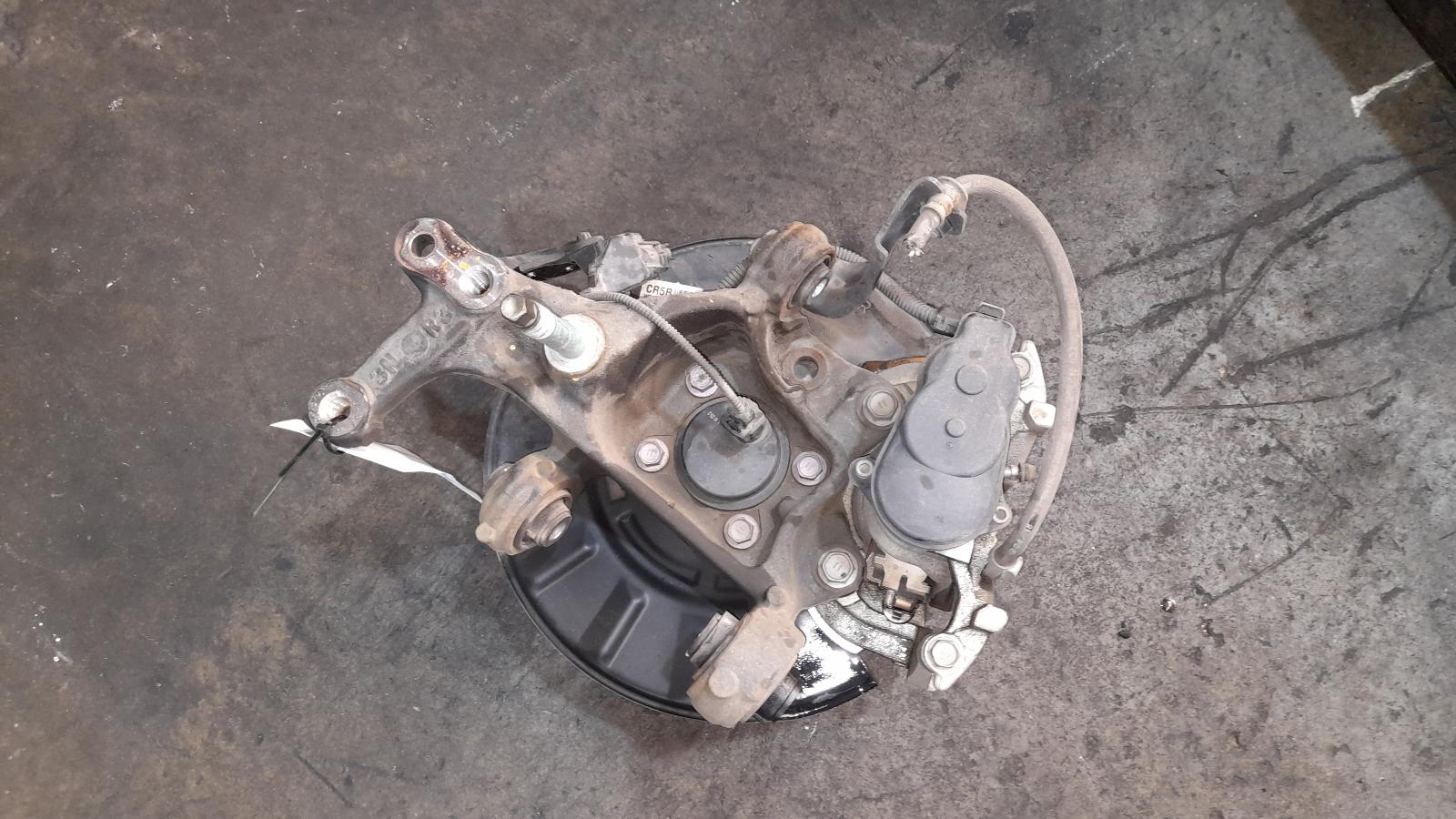 View Auto part Right Rear Hub Assembly Toyota Camry 2018