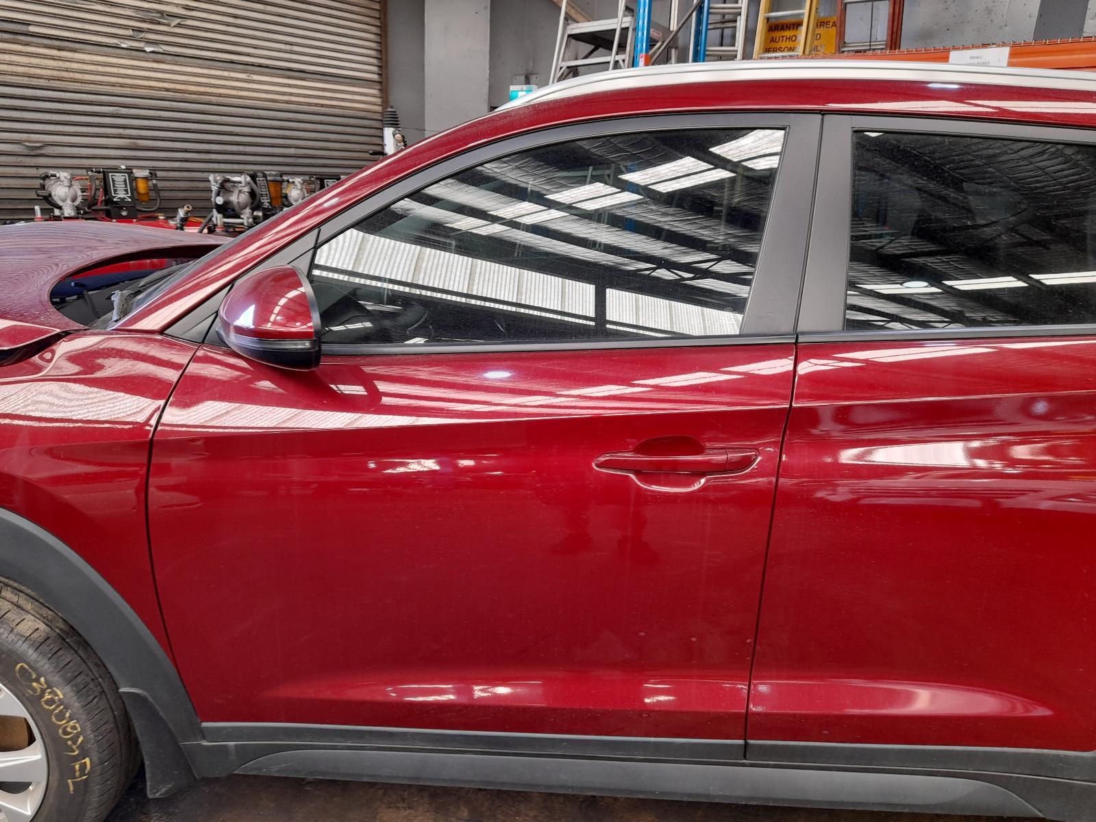 View Auto part Left Front Door Window Hyundai Tucson 2019