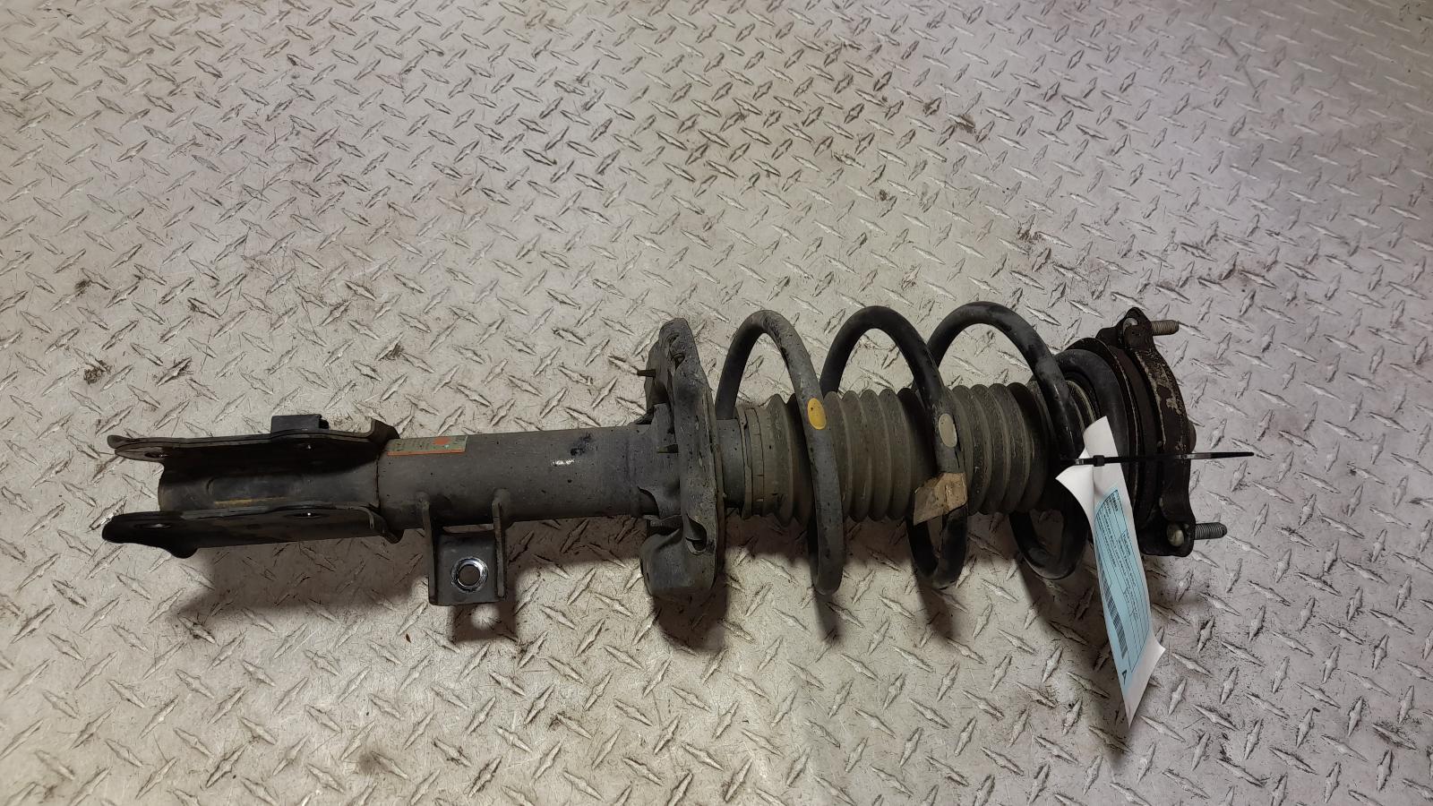 View Auto part Right Front Strut Hyundai Tucson 2019