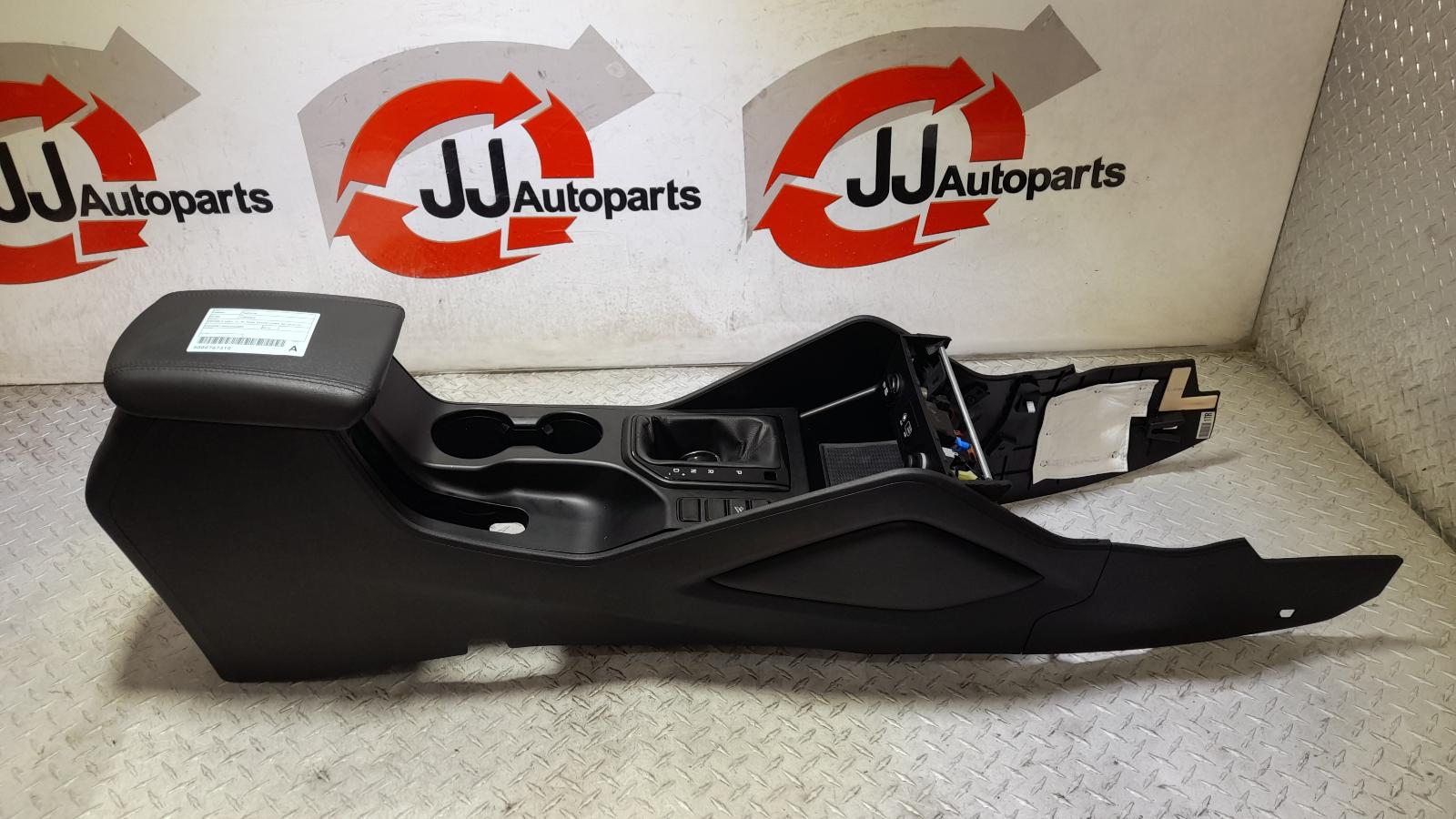 View Auto part Console Hyundai Tucson 2019