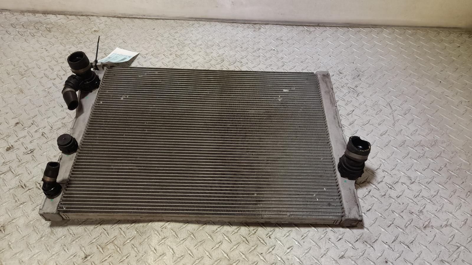 View Auto part Radiator Bmw X5 2014