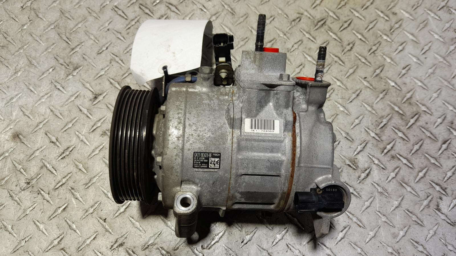 View Auto part A/C Compressor Ford Transit Custom 2021