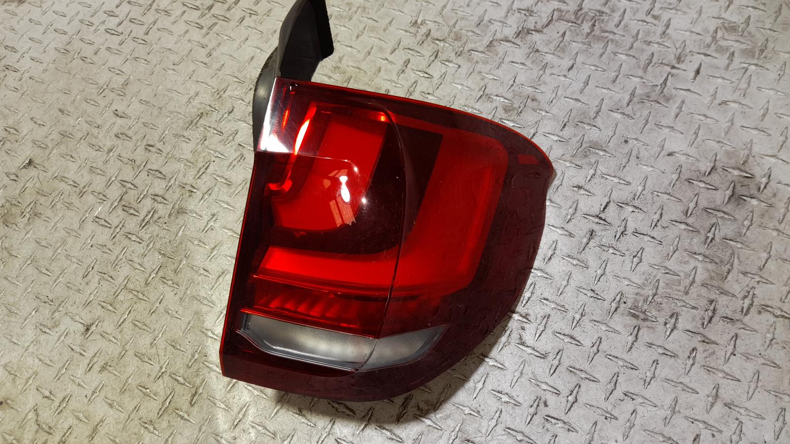View Auto part Right Taillight Bmw X5 2016