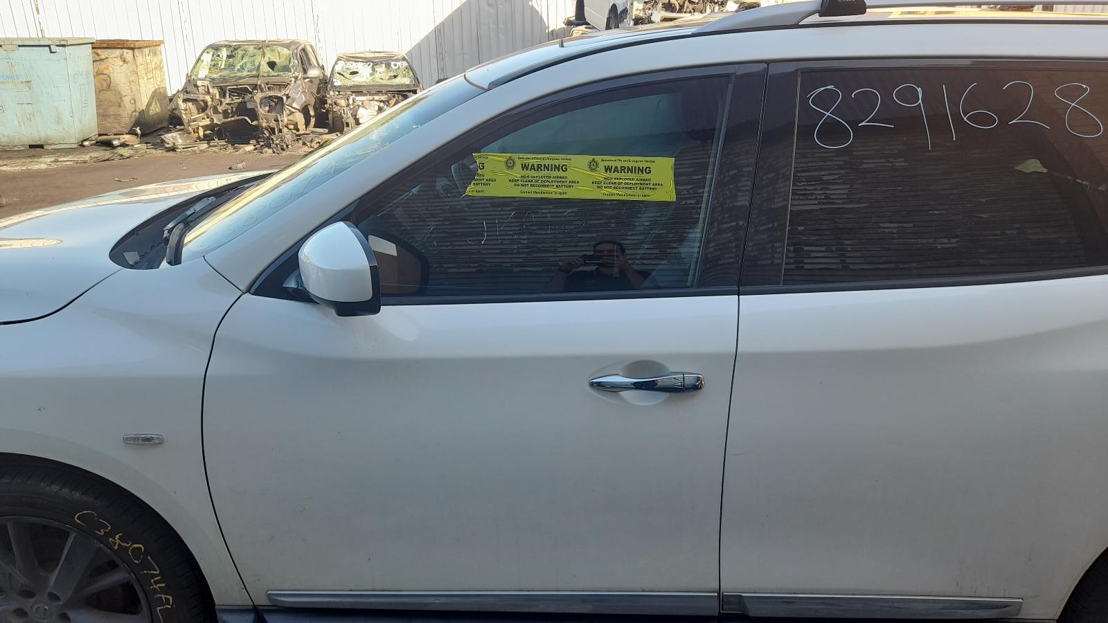 View Auto part Left Front Door Nissan Pathfinder 2015