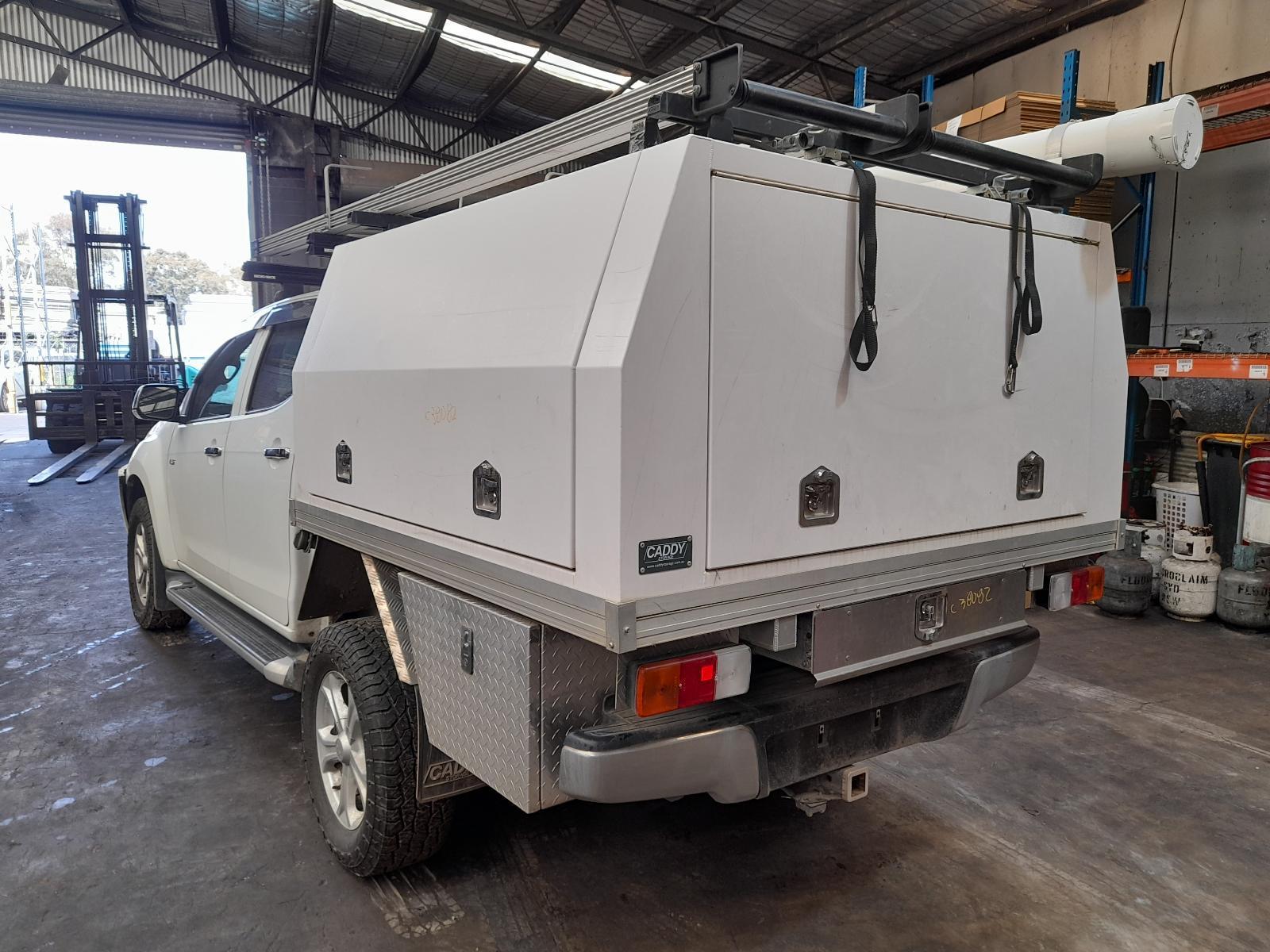 View Auto part Trans/Gearbox Isuzu Dmax 2017