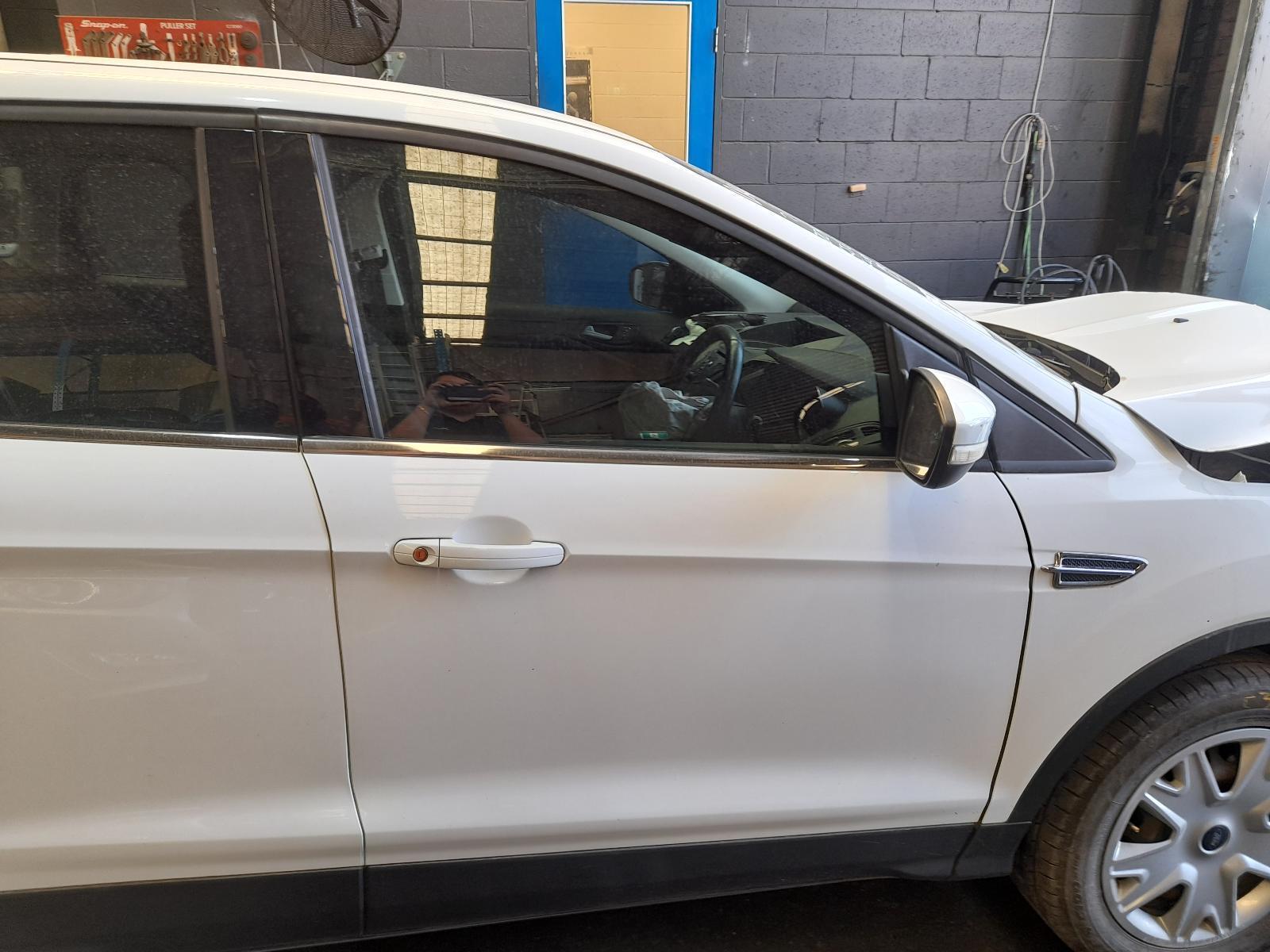 View Auto part Right Front Door Ford Kuga 2015