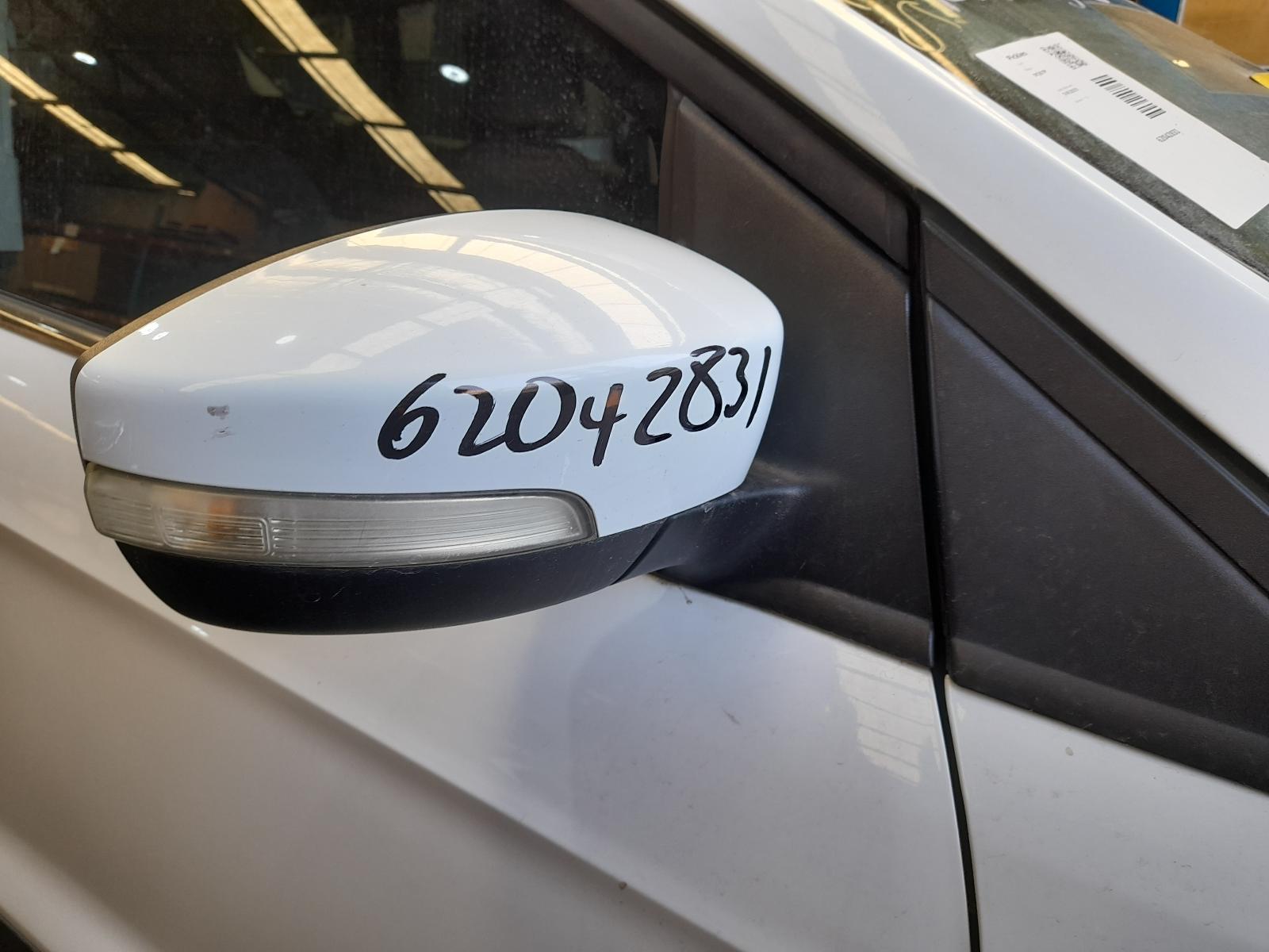 View Auto part Right Door Mirror Ford Kuga 2015