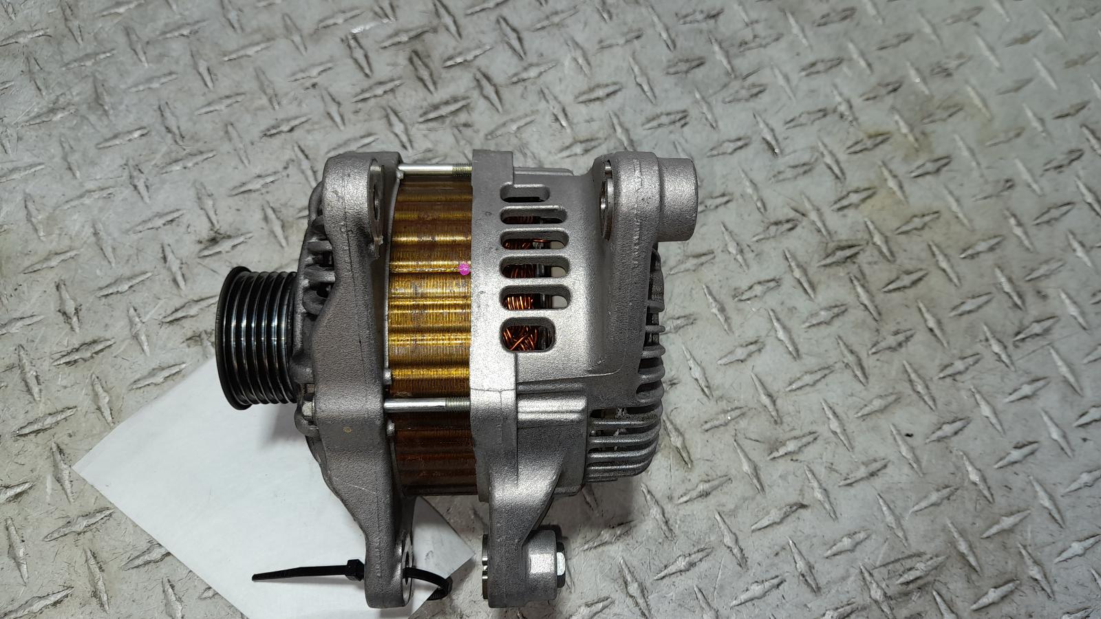 View Auto part Alternator Mazda 3 2017