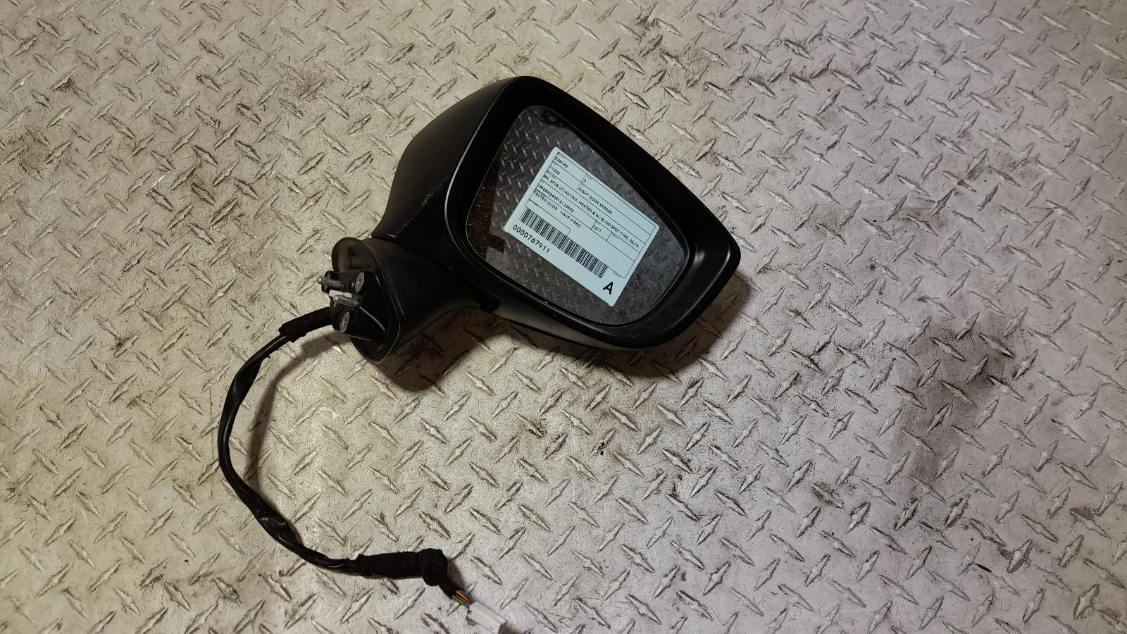 View Auto part Right Door Mirror Mazda 3 2017