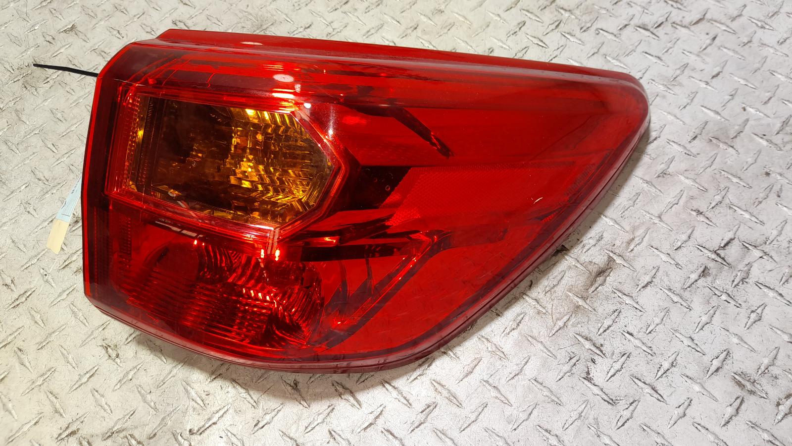 View Auto part Right Taillight Nissan Pathfinder 2018