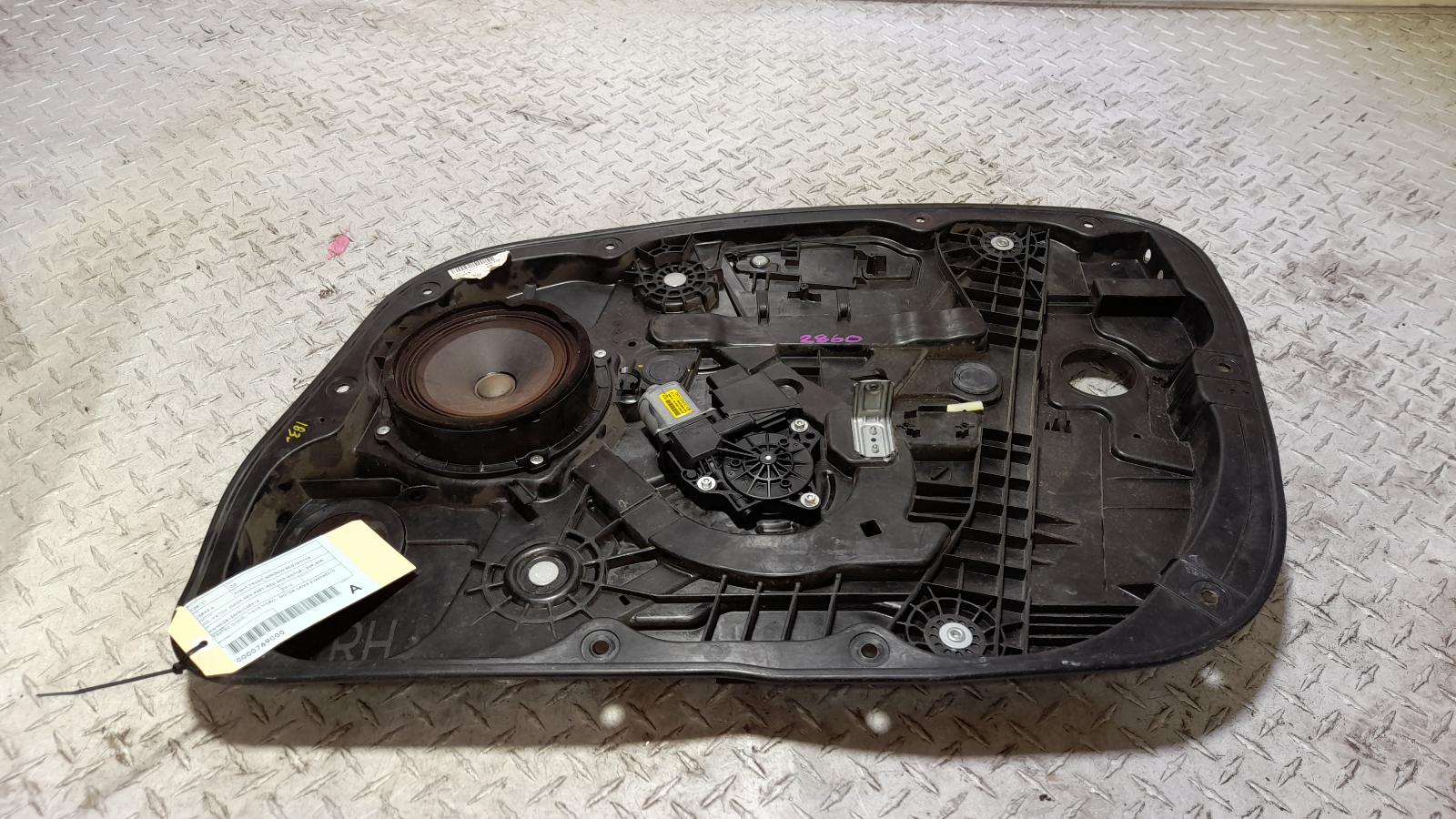 View Auto part Right Front Window Reg/Motor Hyundai I30 2013