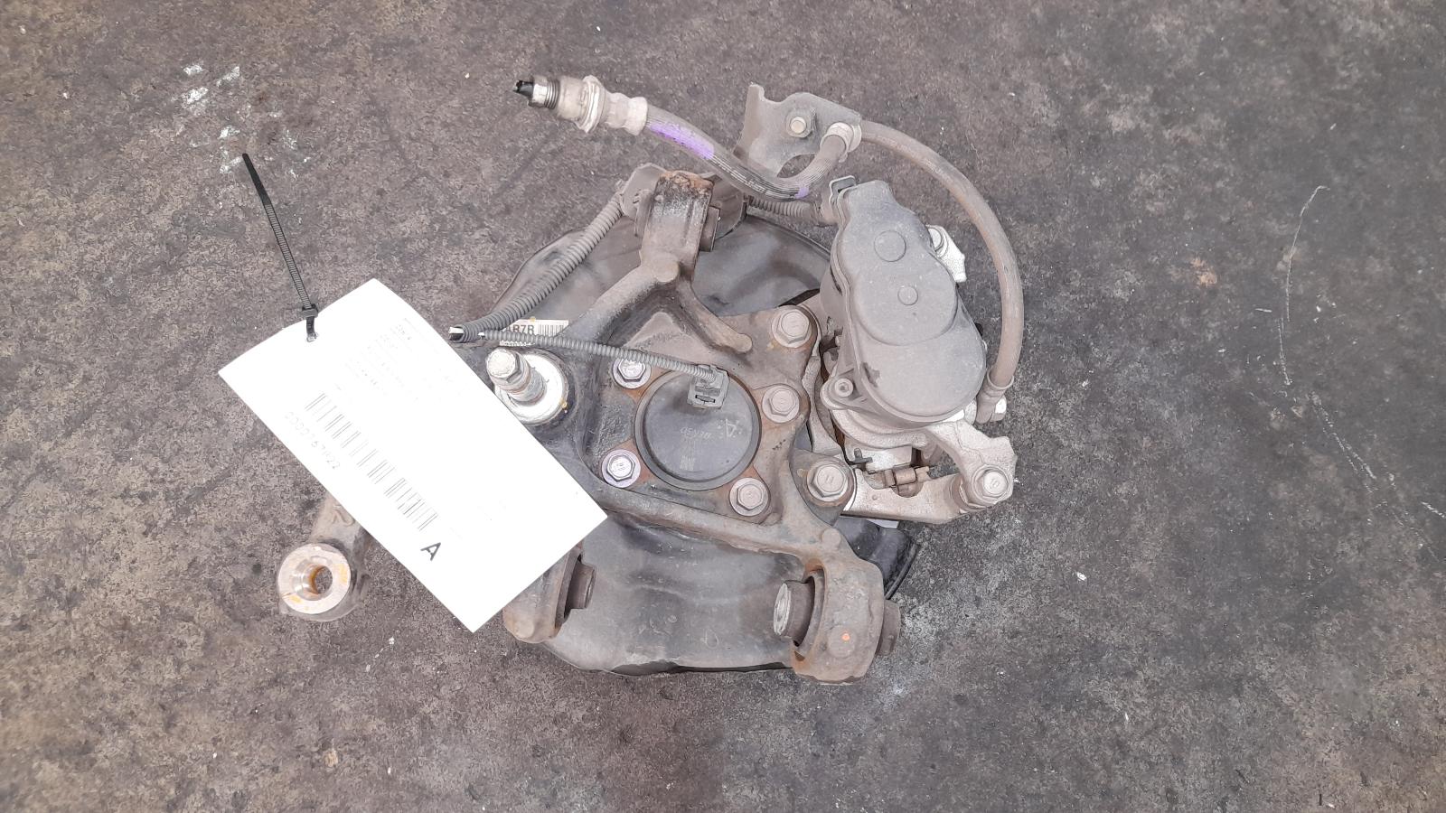 View Auto part Right Rear Hub Assembly Toyota Corolla 2021