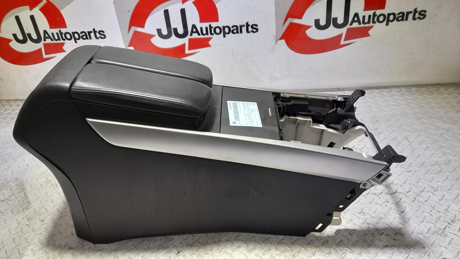 View Auto part Console Mazda Cx9 2015