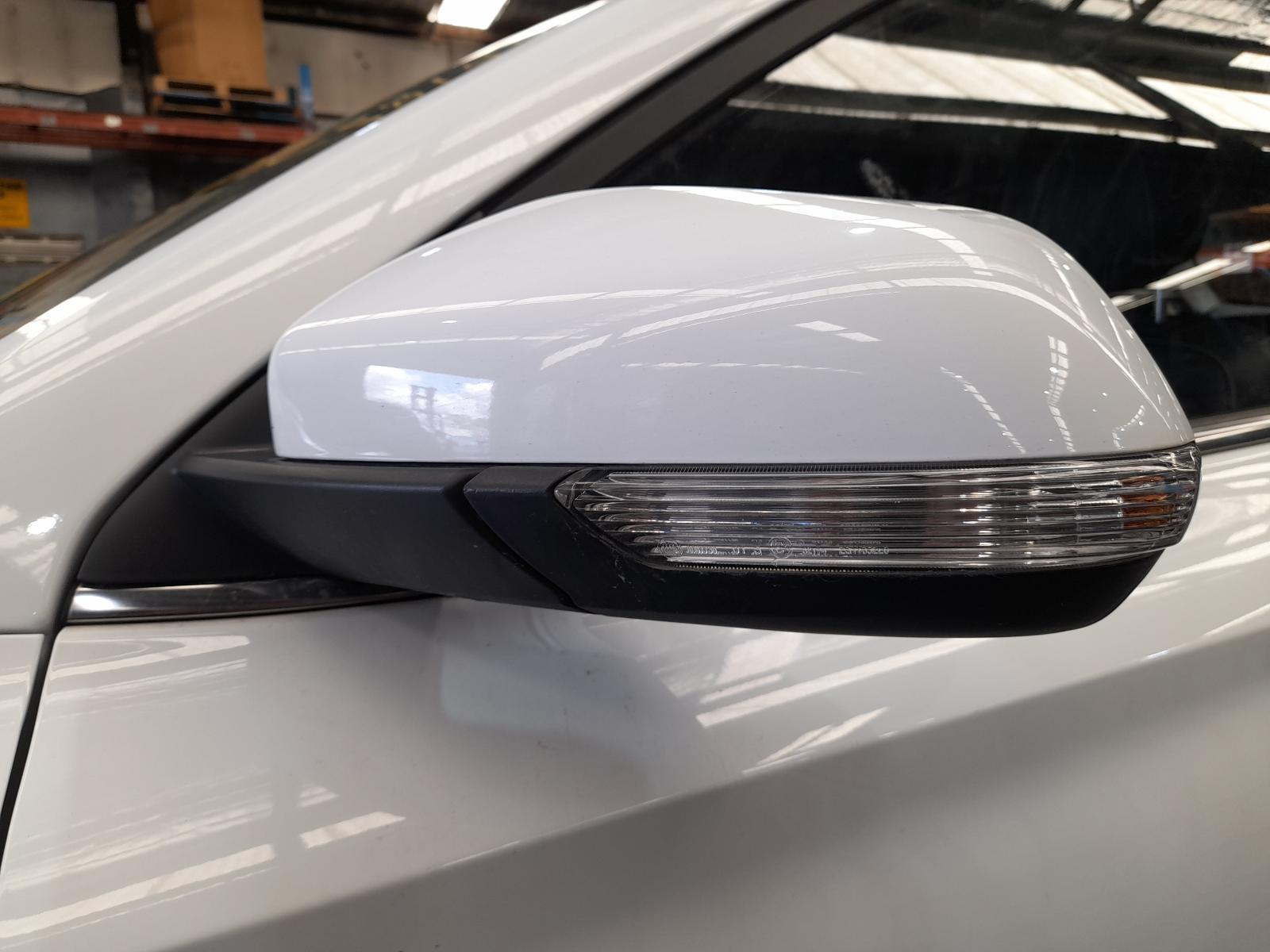 View Auto part Left Door Mirror Mg Zs 2020