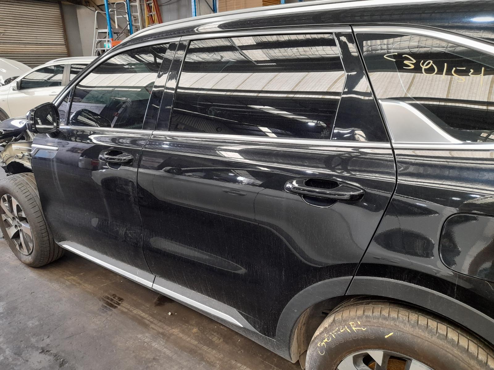 View Auto part Left Rear Door/Sliding Kia Sorento 2022