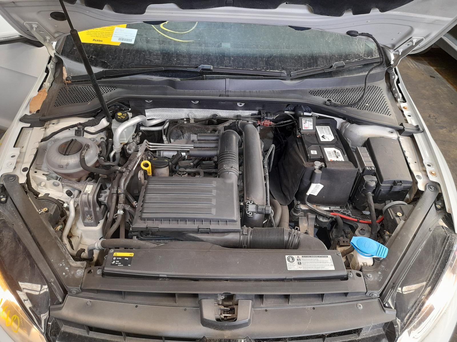 View Auto part Engine Volkswagen Golf 2014