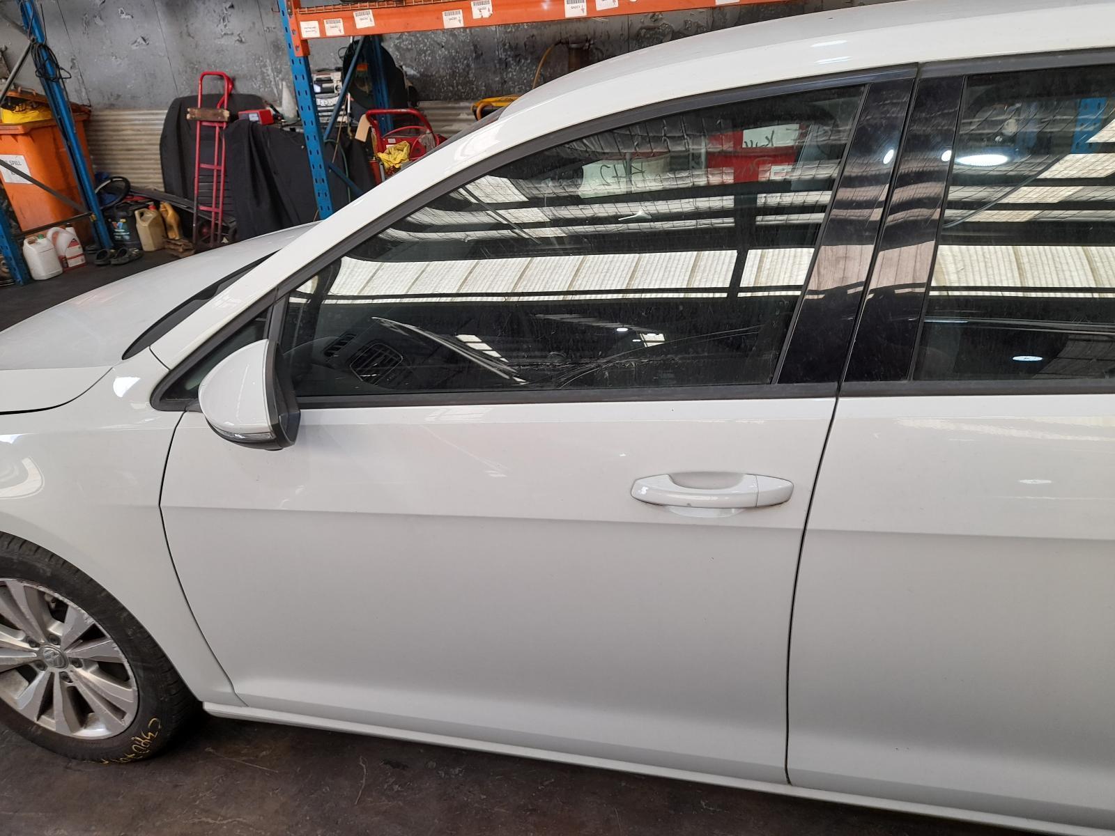 View Auto part Left Front Door Volkswagen Golf 2014