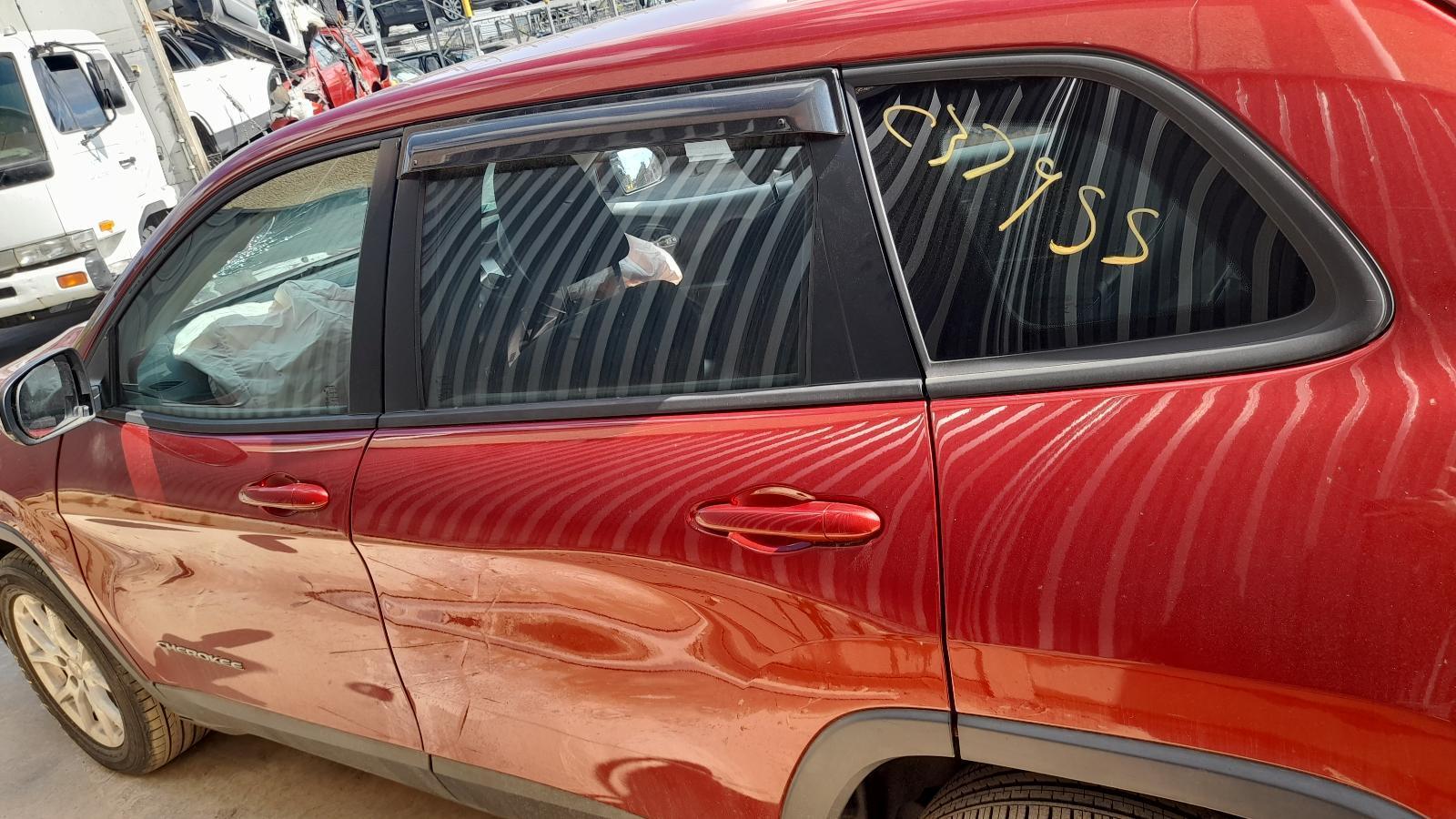 View Auto part Left Rear Door/Sliding Jeep Cherokee 2015