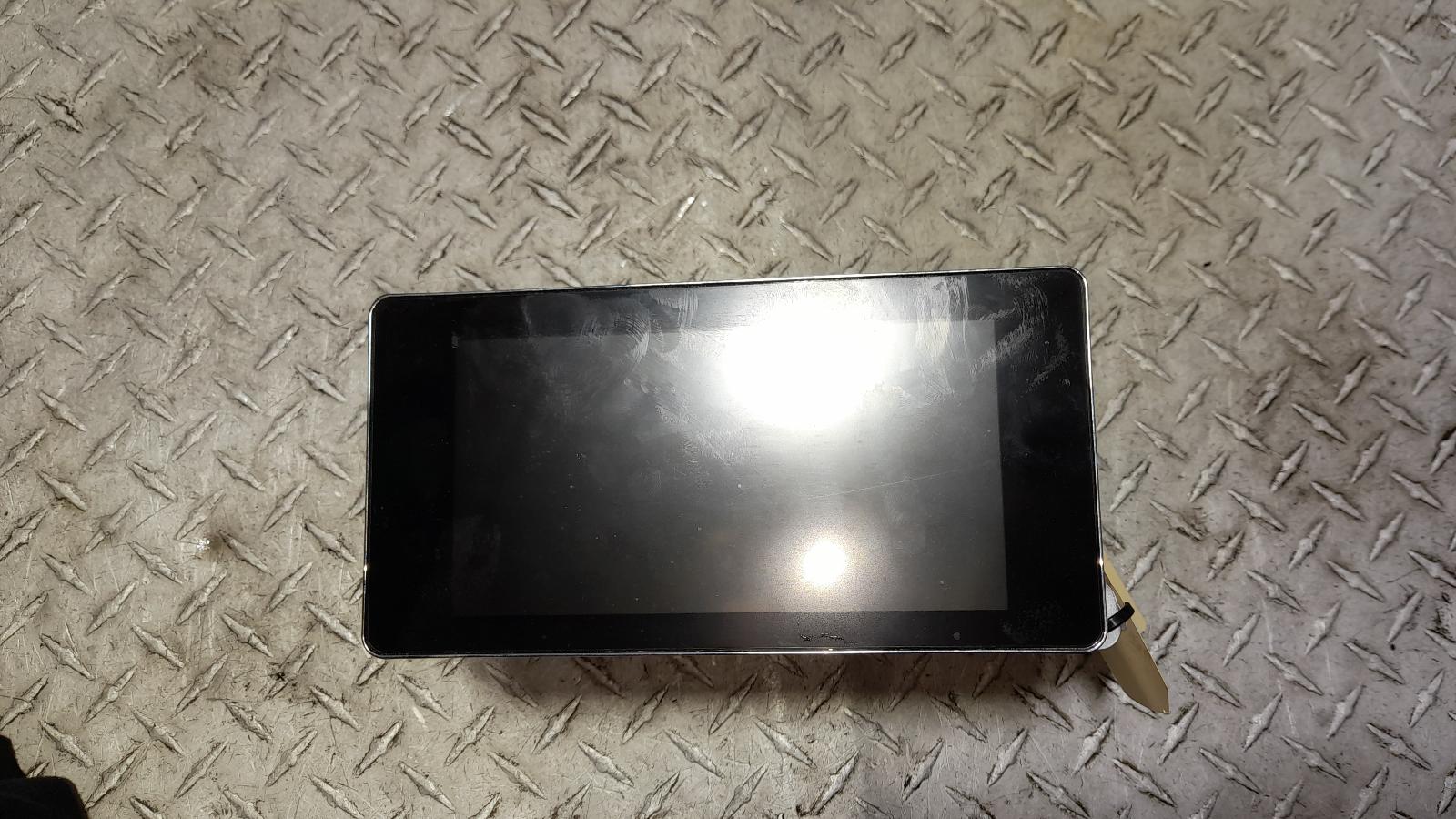 View Auto part Radio/Cd/Dvd/Sat/Tv Mitsubishi Outlander 2017