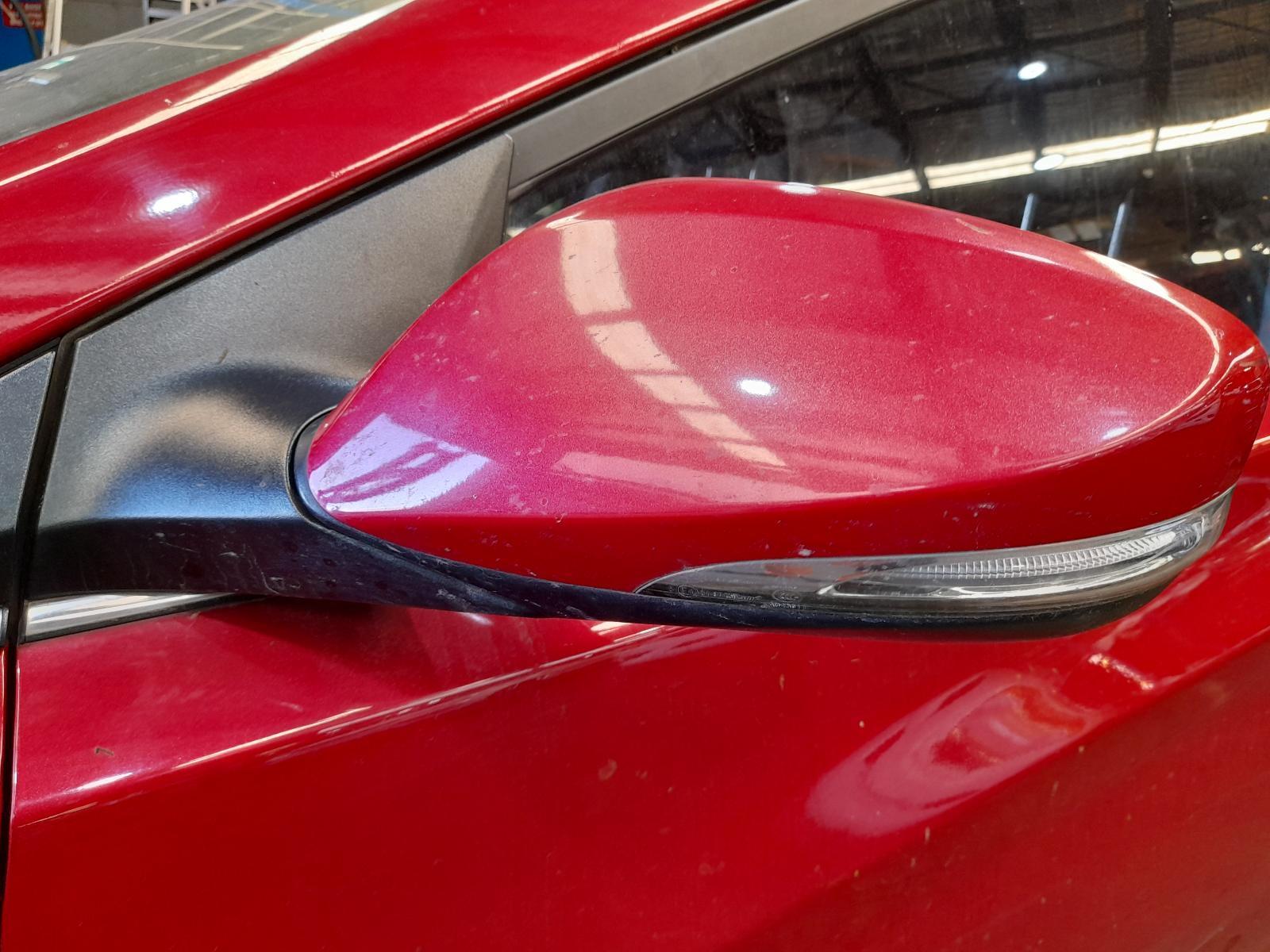 View Auto part Left Door Mirror Hyundai Elantra 2014