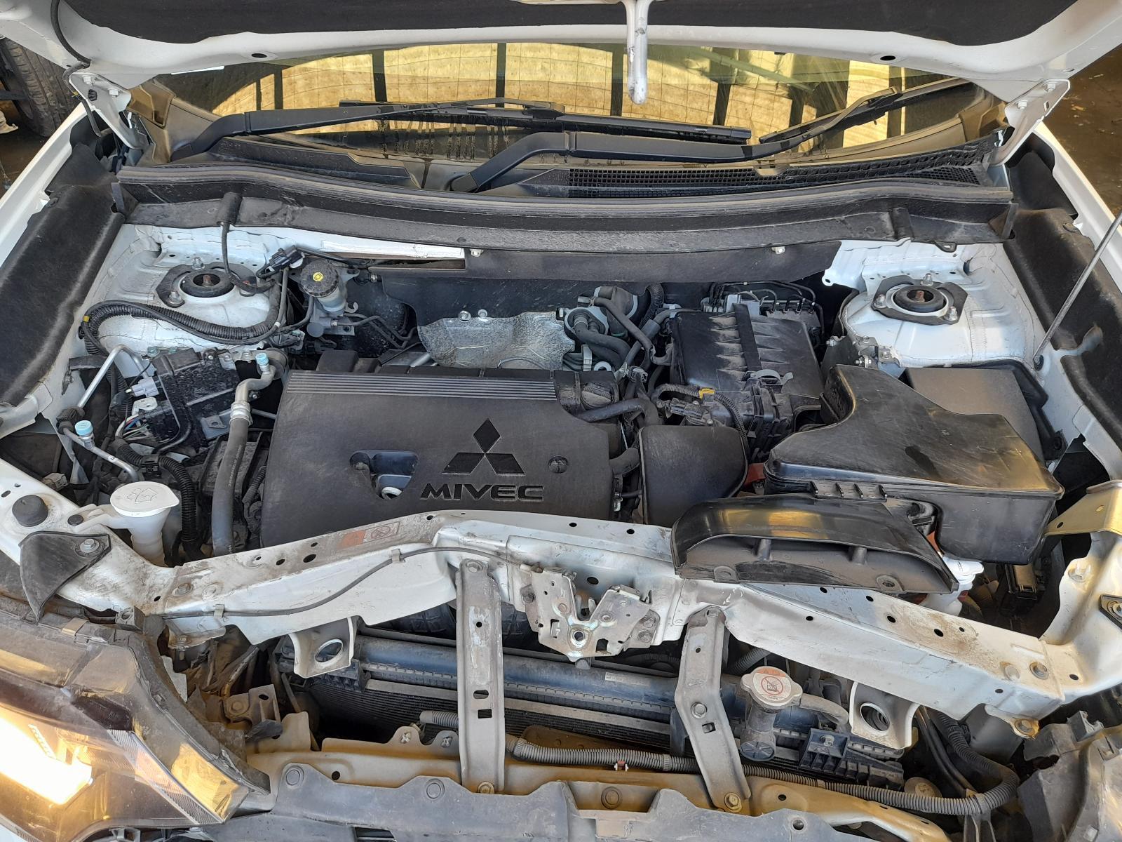 View Auto part Engine Mitsubishi Outlander 2017