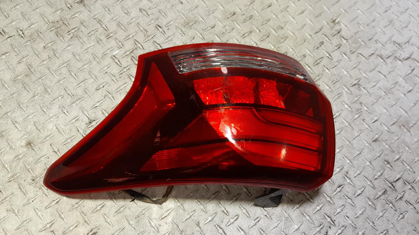 View Auto part Right Taillight Mitsubishi Outlander 2017