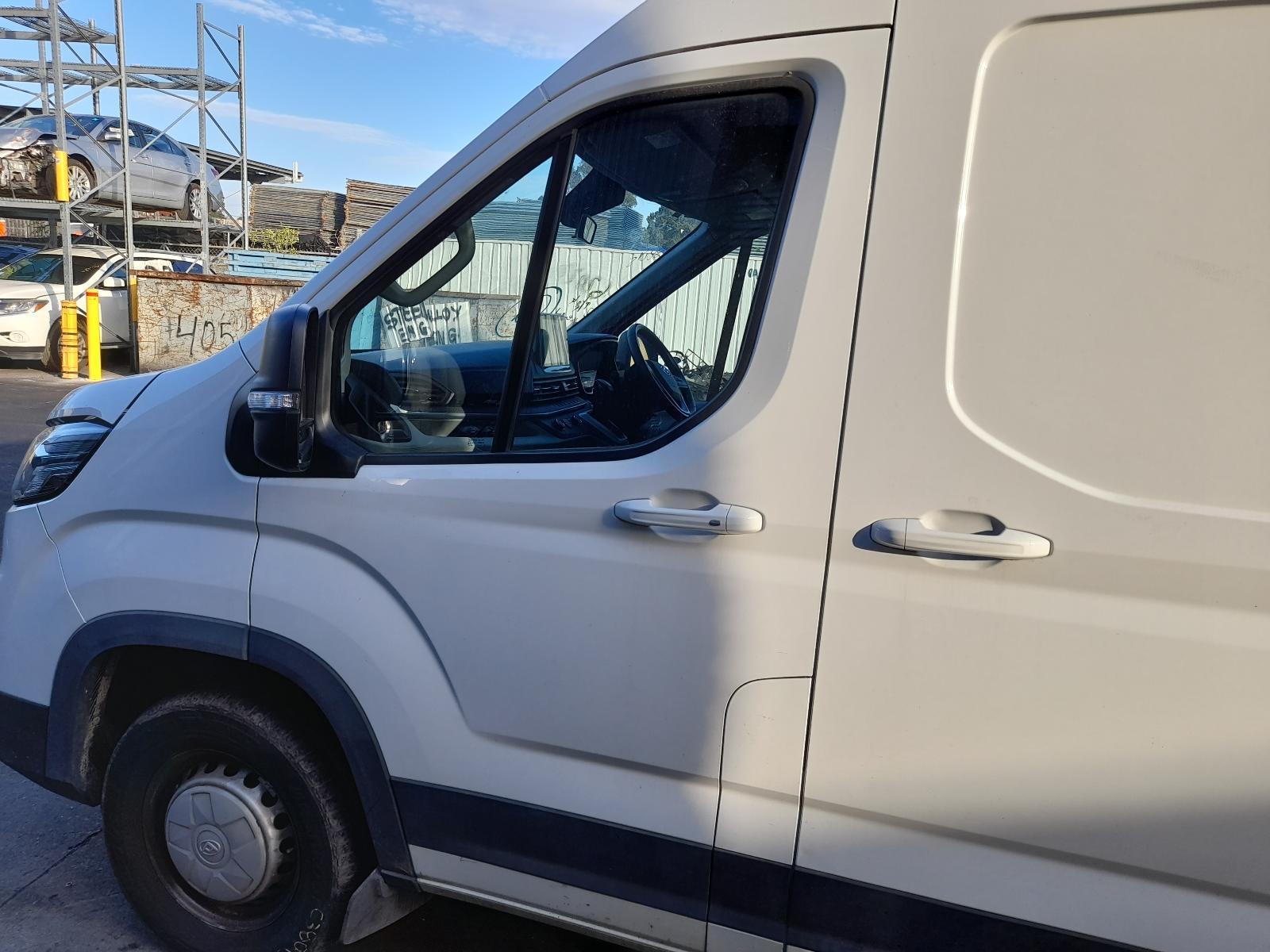 View Auto part Left Front Door Ldv Deliver 9 2021