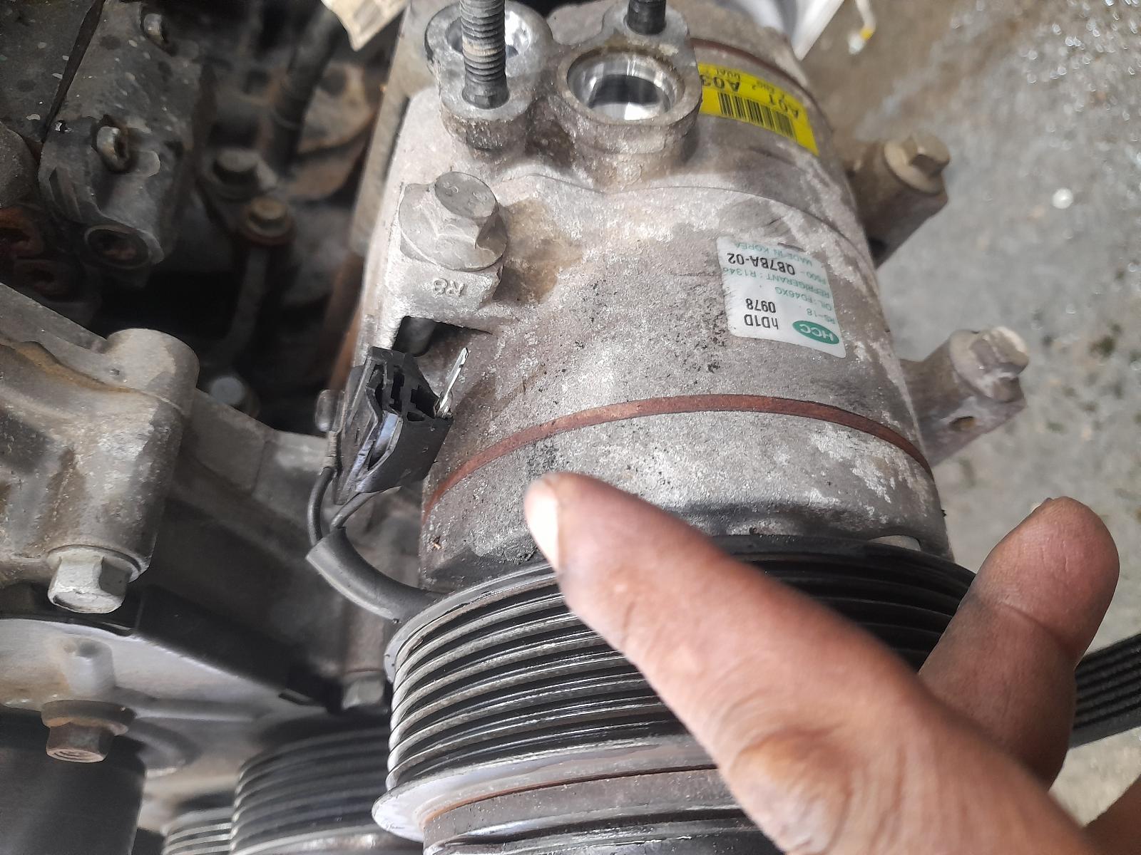 View Auto part A/C Compressor Hyundai Iload/imax 2012