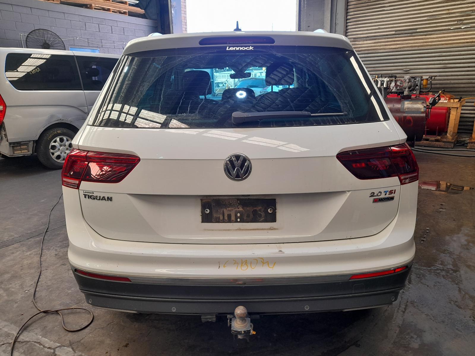 View Auto part Bootlid/Tailgate Volkswagen Tiguan 2017